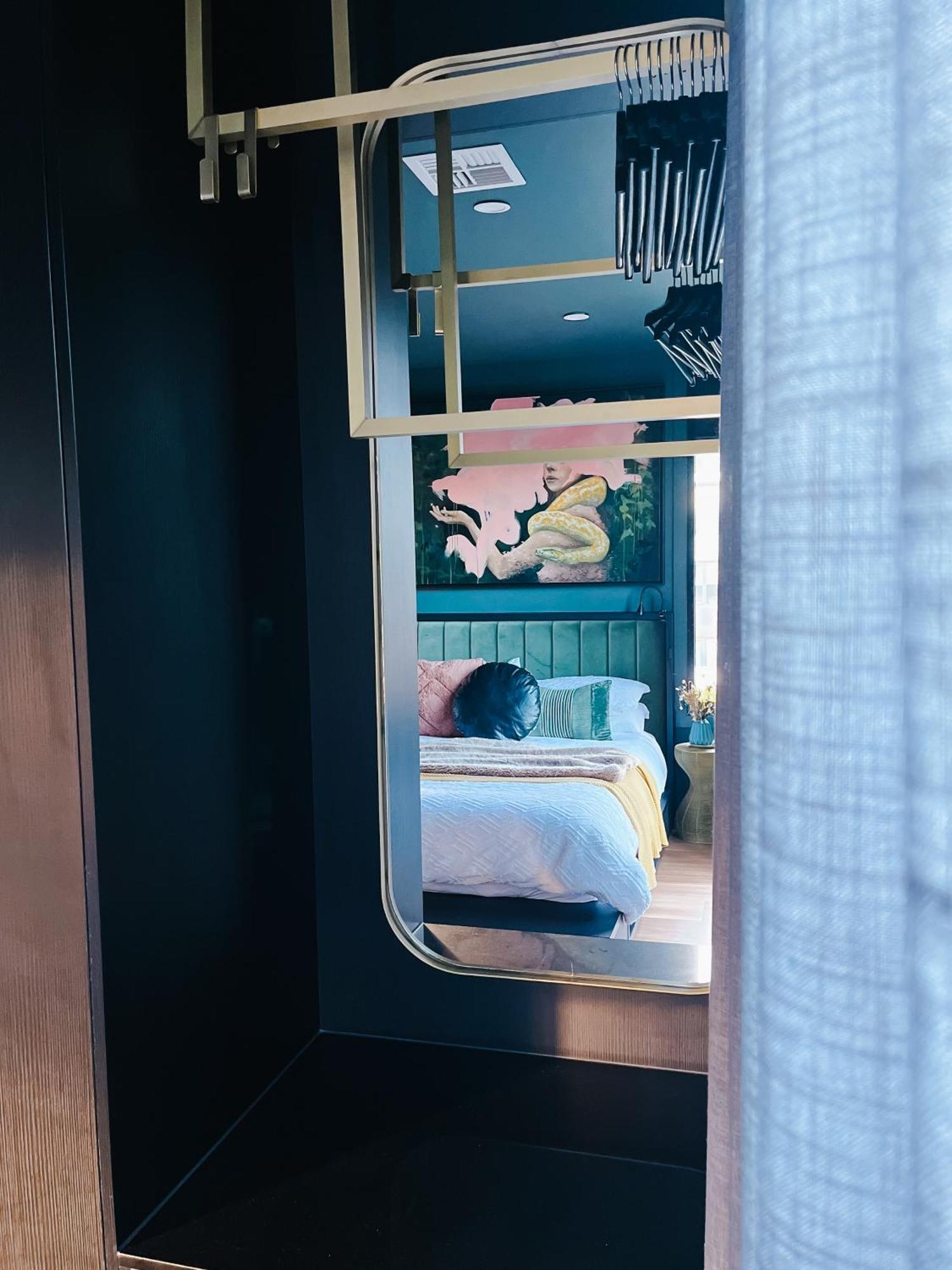 Braddon - Themed Micro In Canberra's Trendiest Neighborhood Canberra