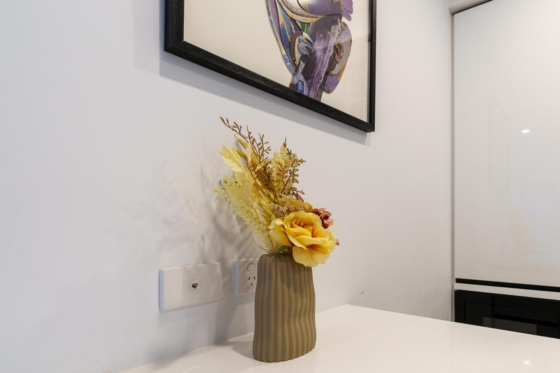 Contemporary 2br Retreat In The Heart Of Civic Apartment Canberra