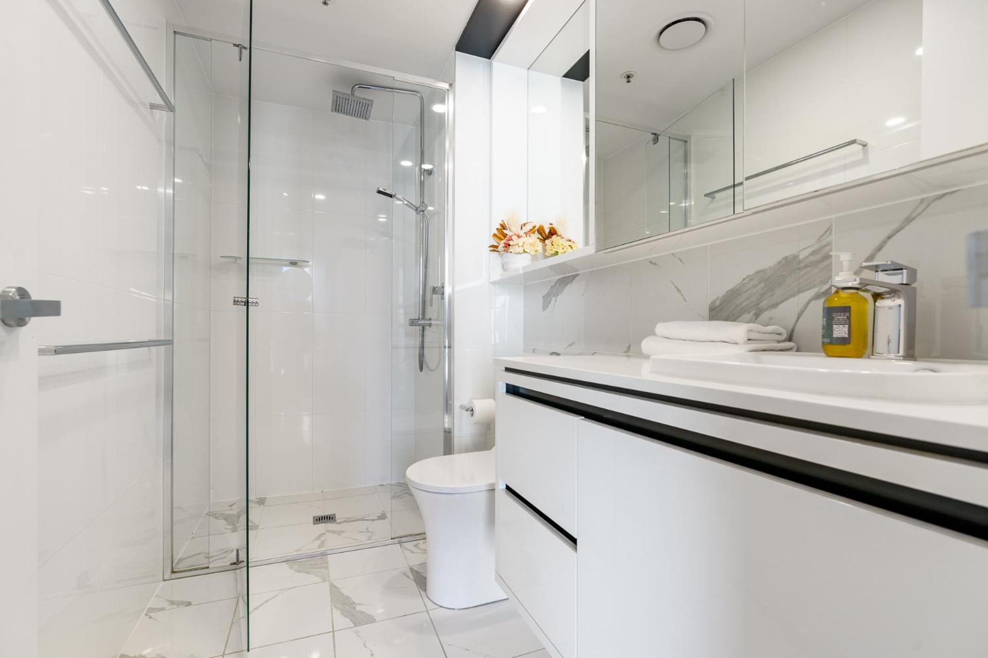 Contemporary 2br Retreat In The Heart Of Civic *