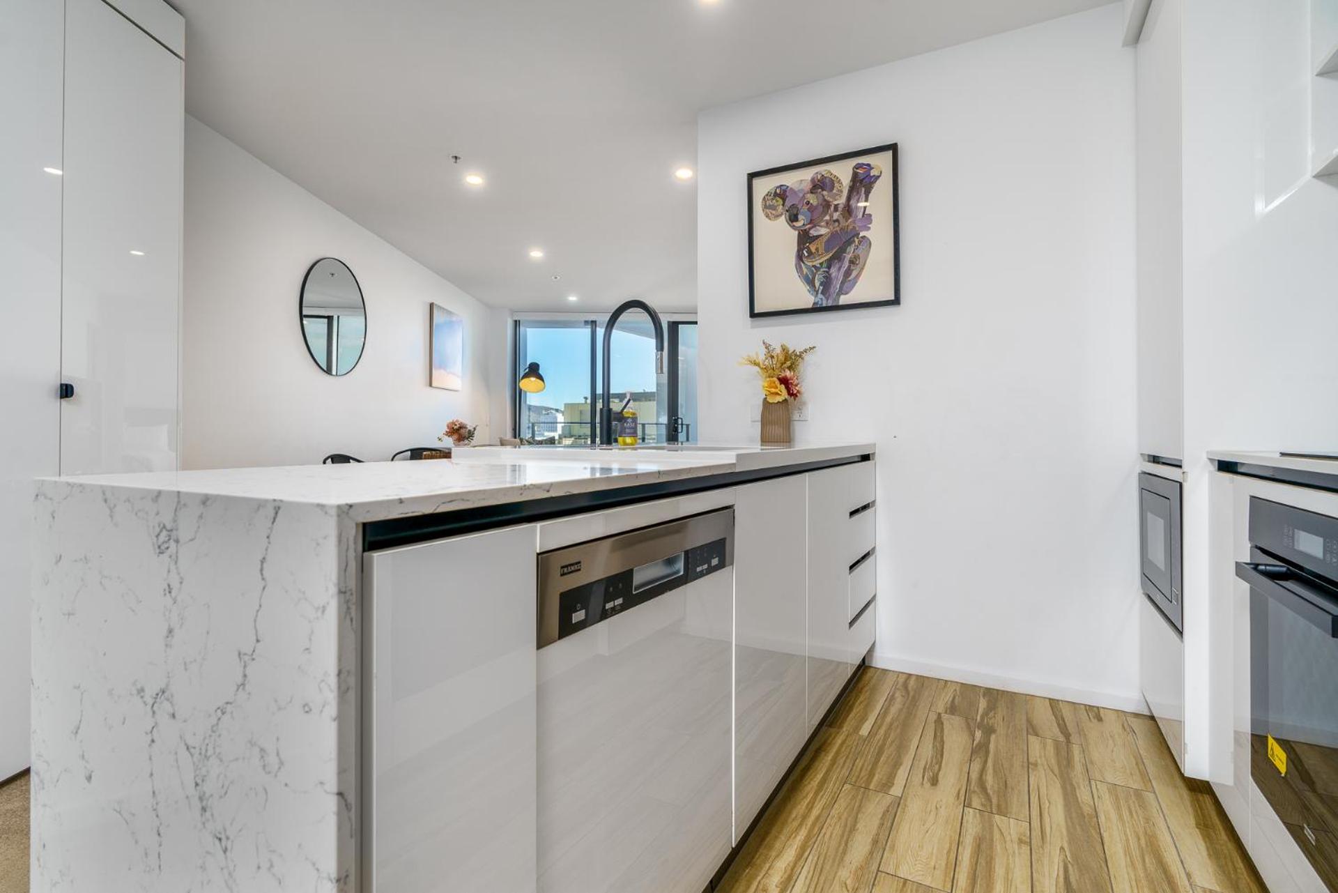 Apartment Contemporary 2br Retreat In The Heart Of Civic