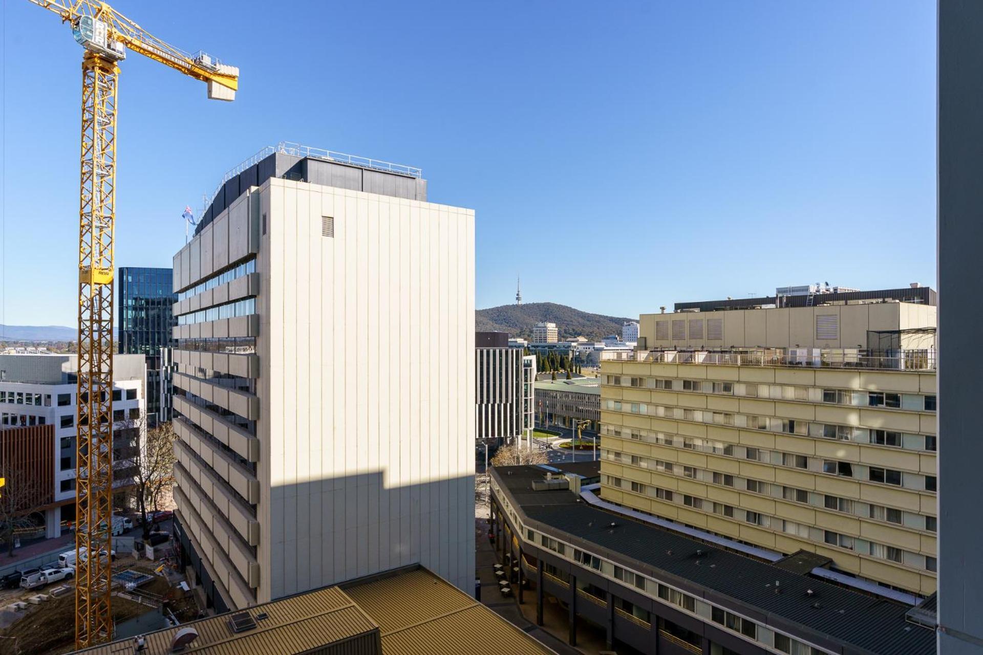Apartment Contemporary 2br Retreat In The Heart Of Civic Canberra