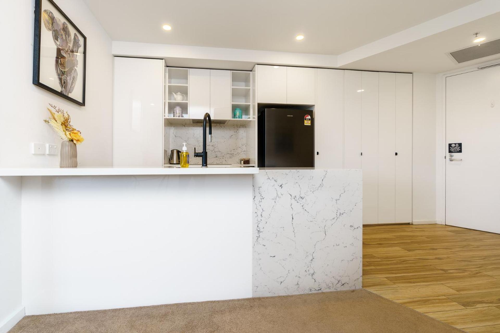 Contemporary 2br Retreat In The Heart Of Civic
