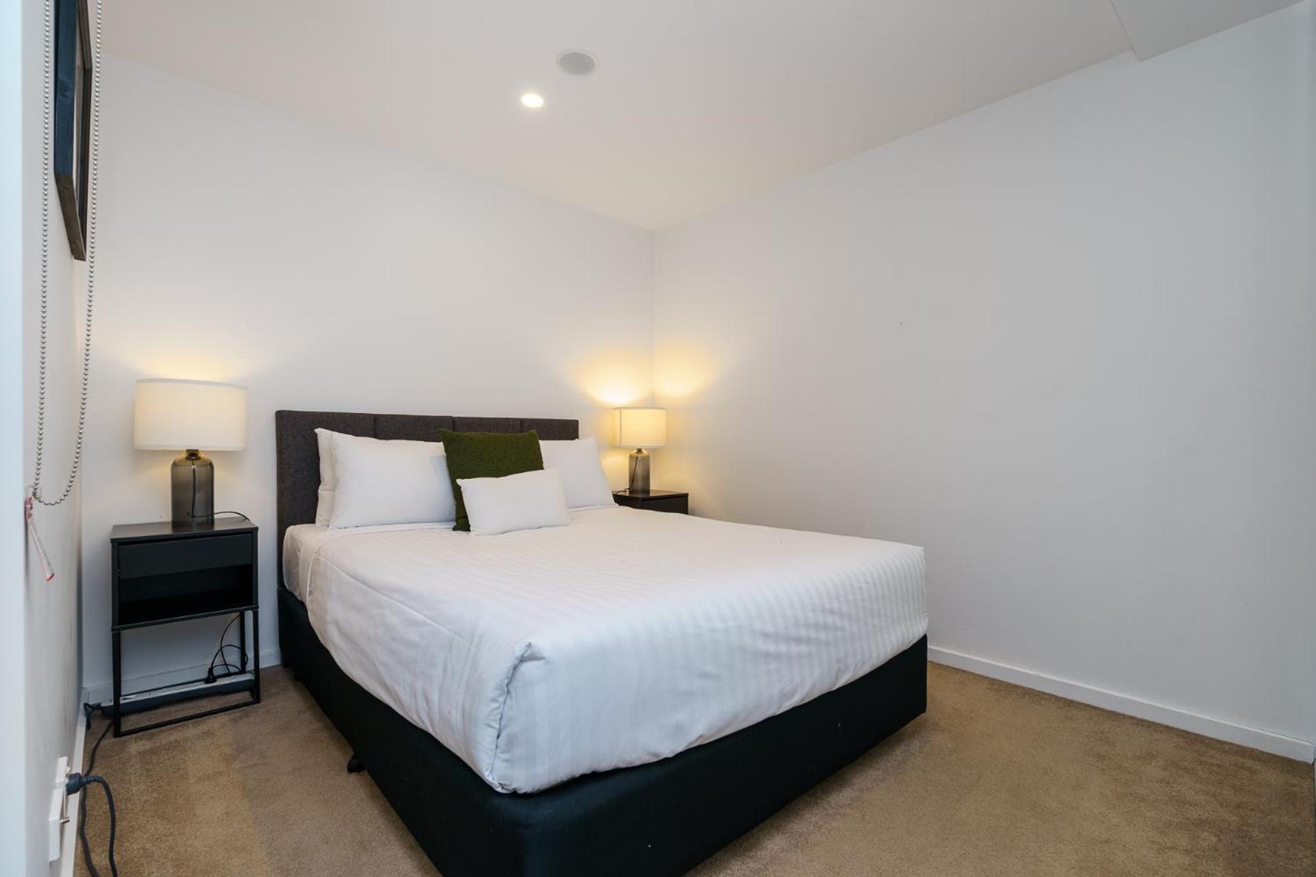 Contemporary 2br Retreat In The Heart Of Civic Apartment Canberra