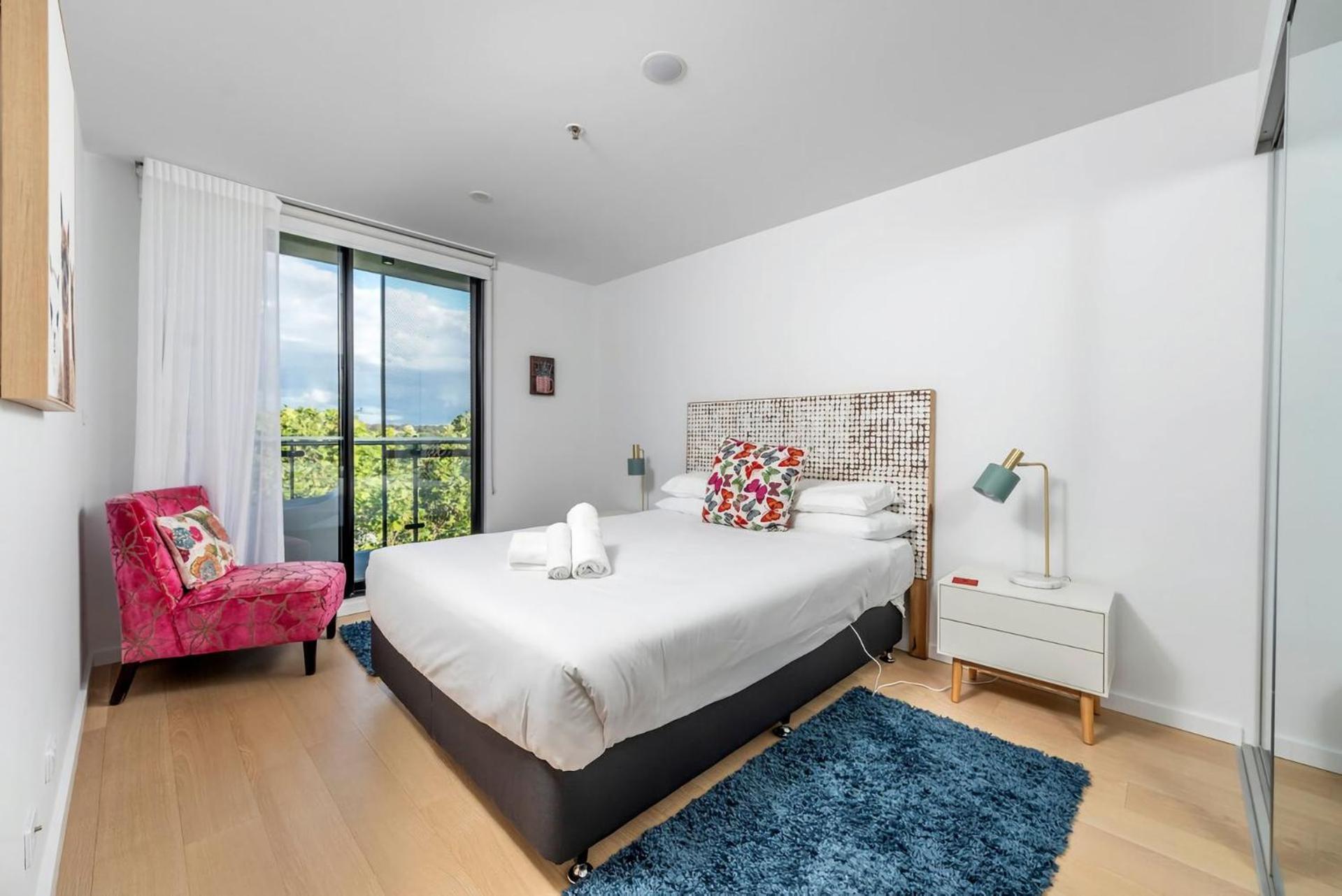 Awesome Brooklyn Inspired With Views Of Mt Ainsley Apartment