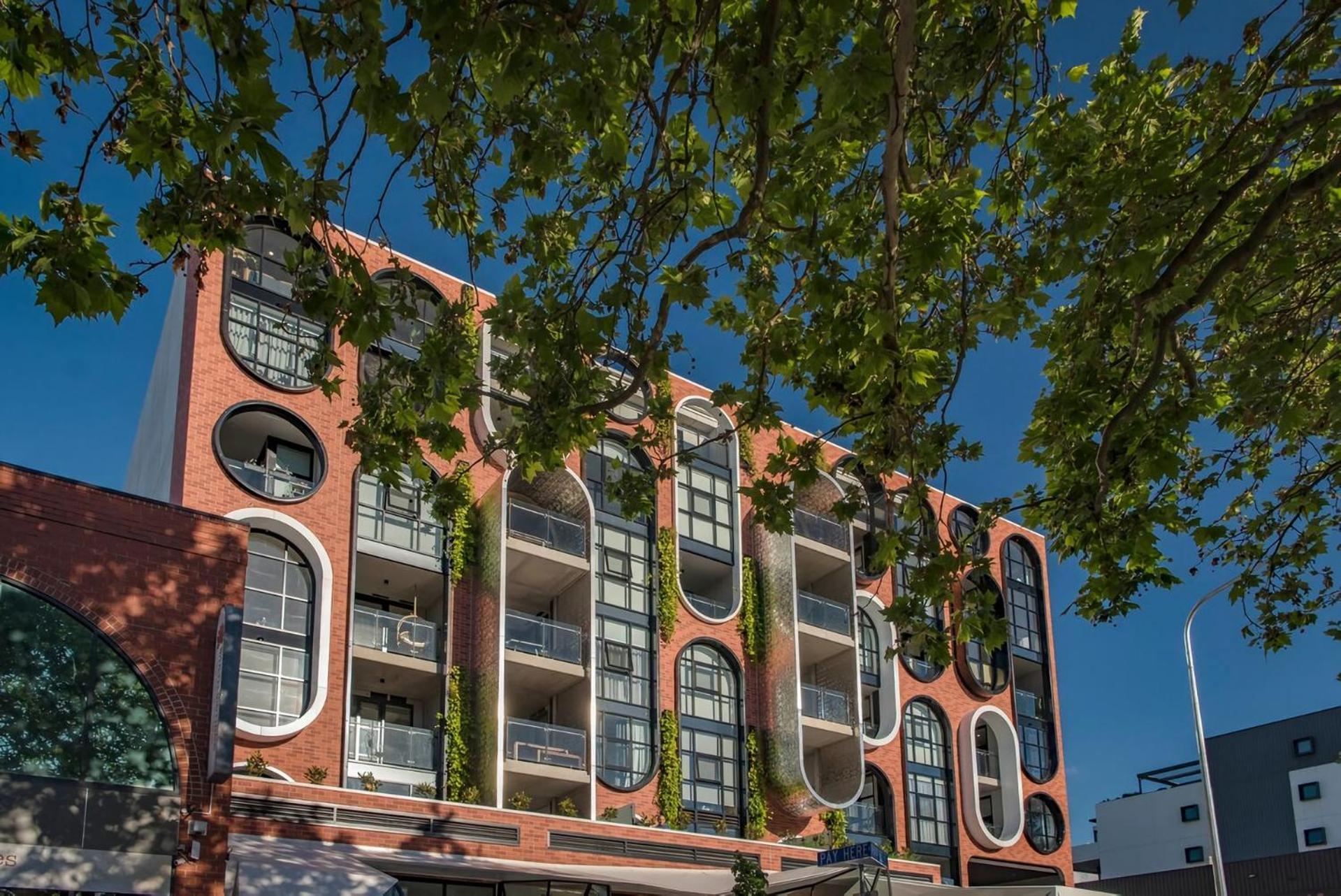 Awesome Brooklyn Inspired With Views Of Mt Ainsley Canberra