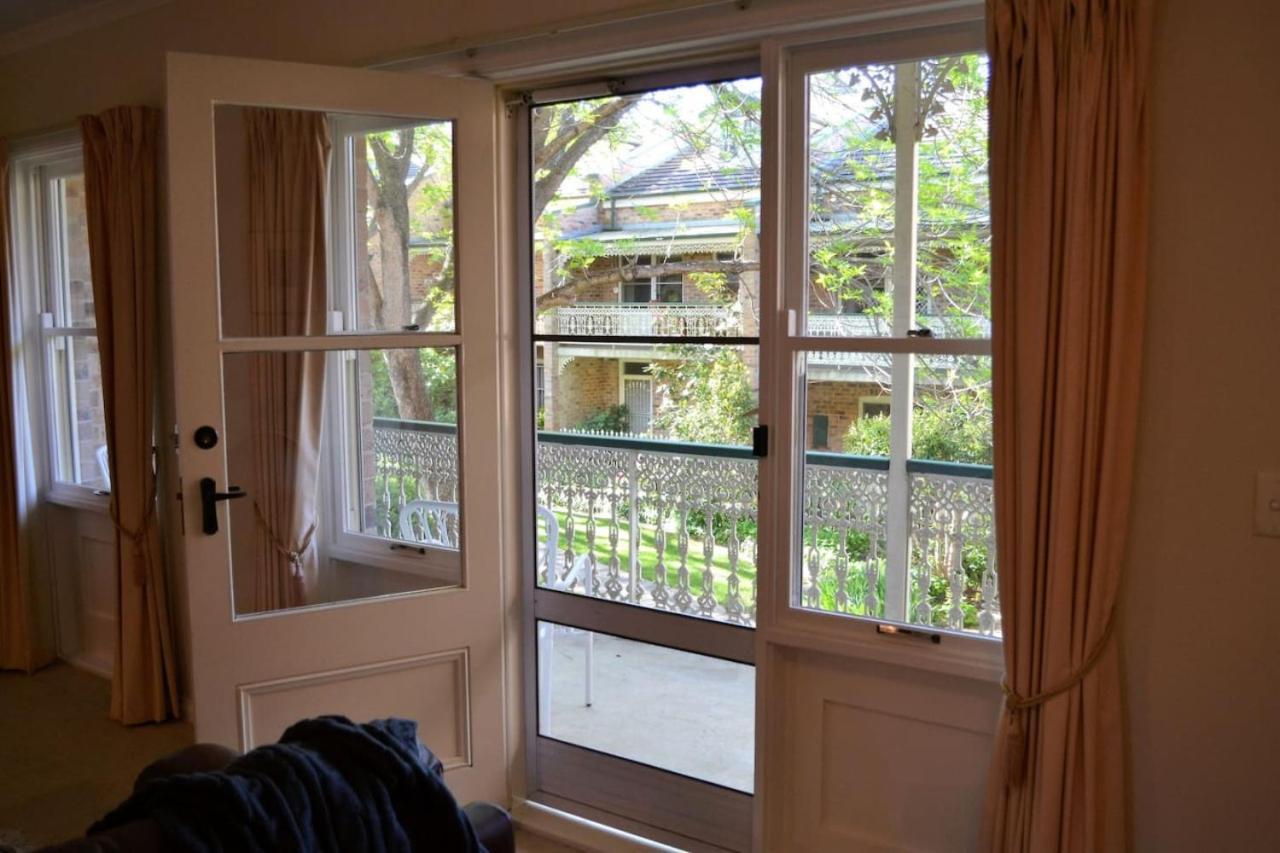 Spacious 2br Next To The Canberra
