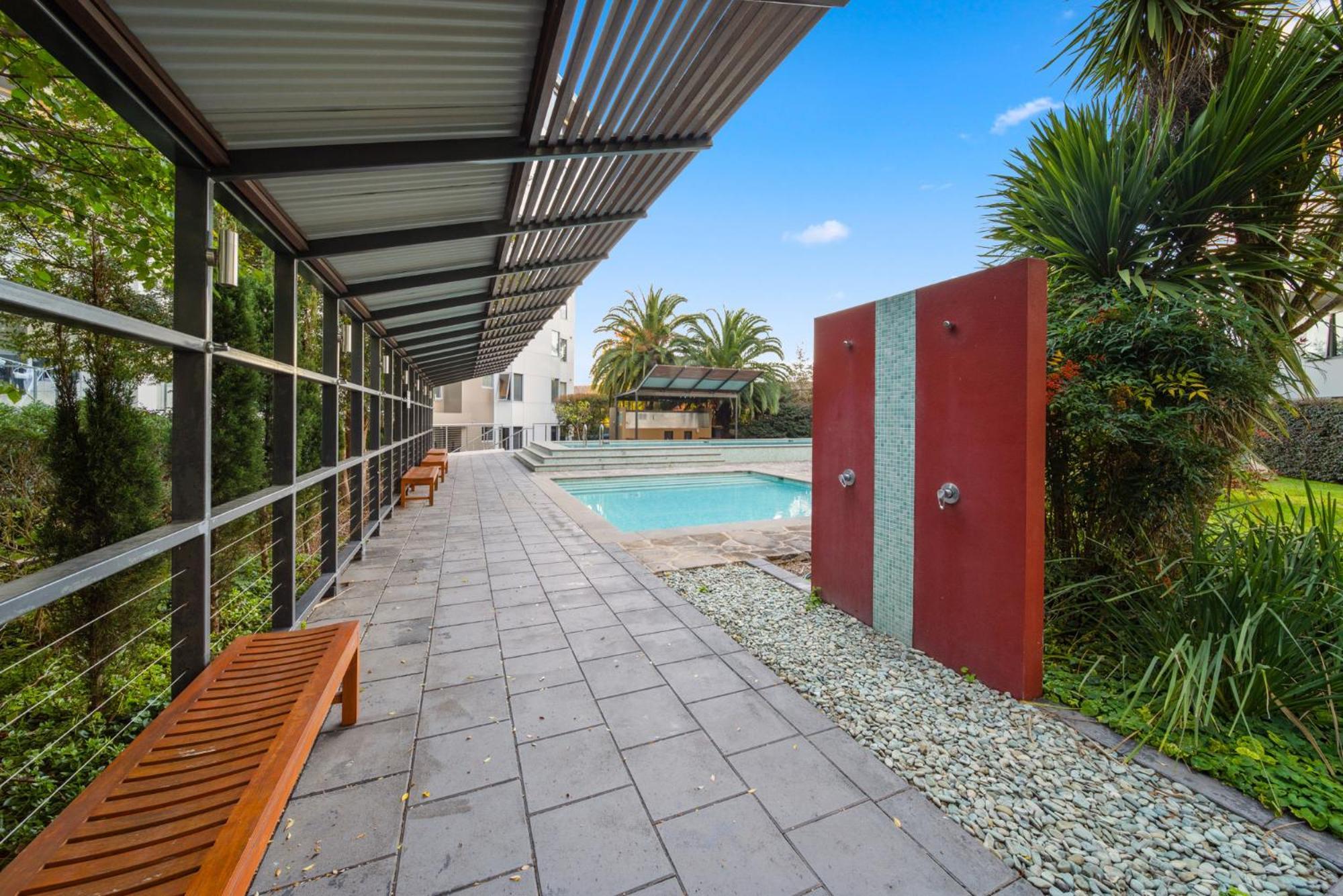 Convenient 2-bed With Pool By Parks & Amenities