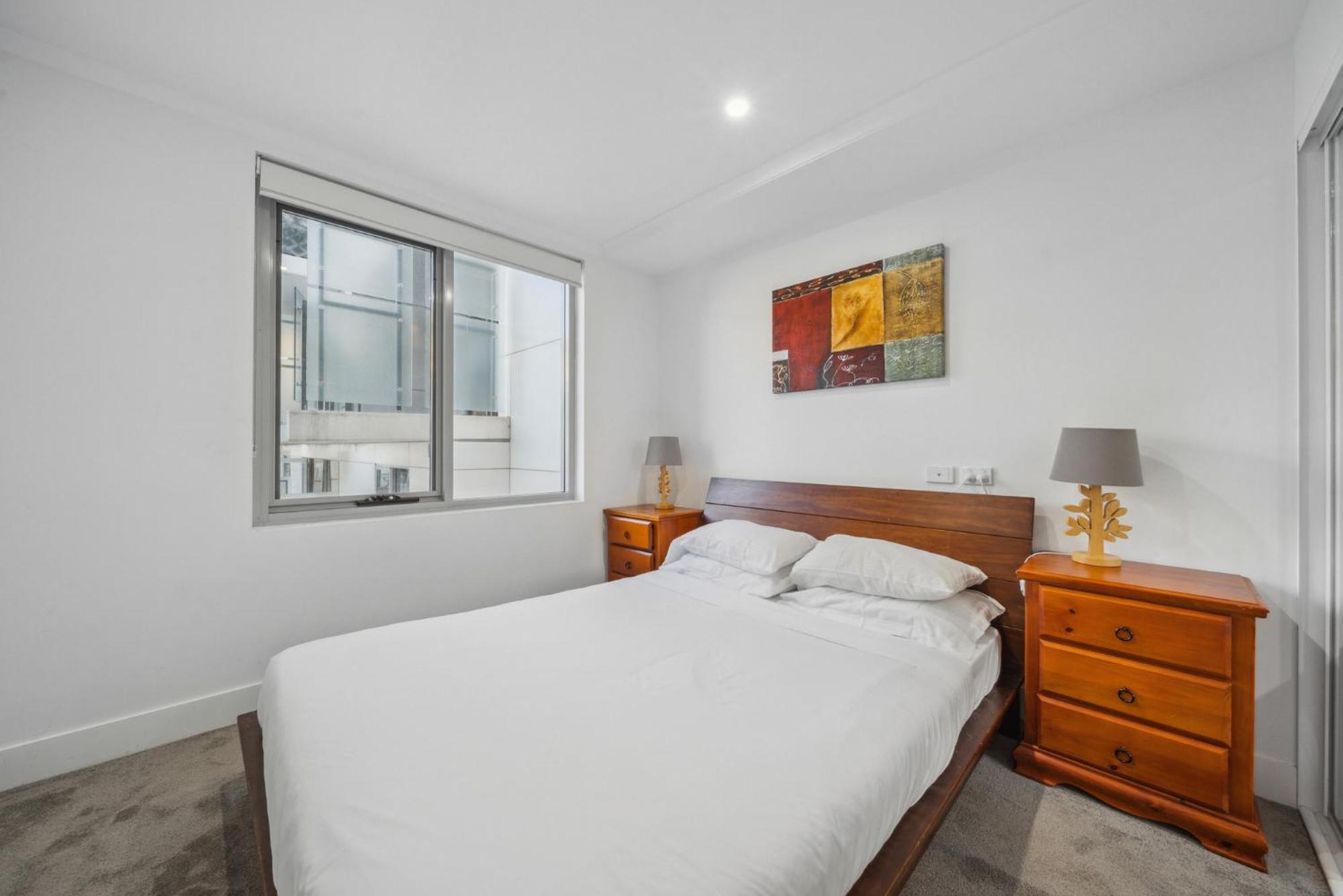 Convenient 2-bed With Pool By Parks & Amenities Canberra