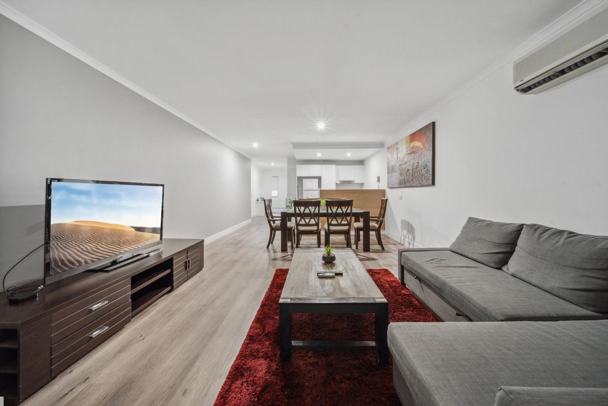 Apartment Convenient 2-bed With Pool By Parks & Amenities Canberra