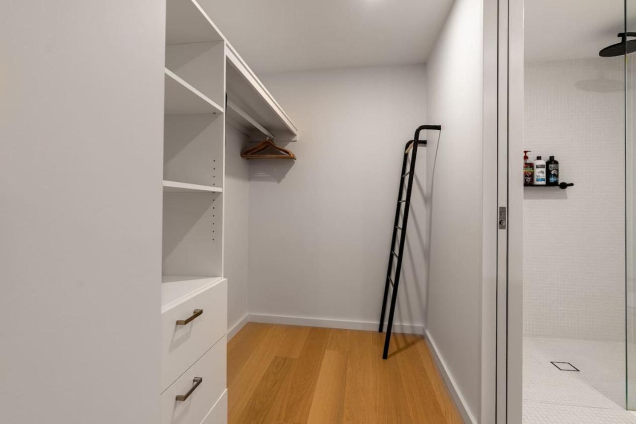 Stylish 2br Sanctuary In The Heart Of Braddon * Canberra