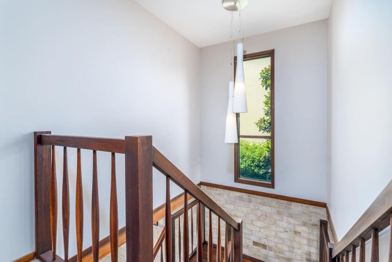 Charming Two-story 2br Townhouse In Braddon