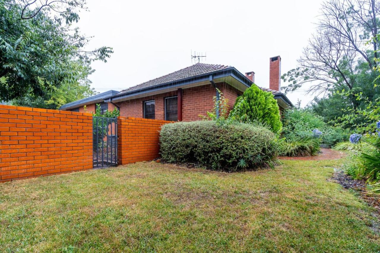 Beautifully Renovated Inner North *