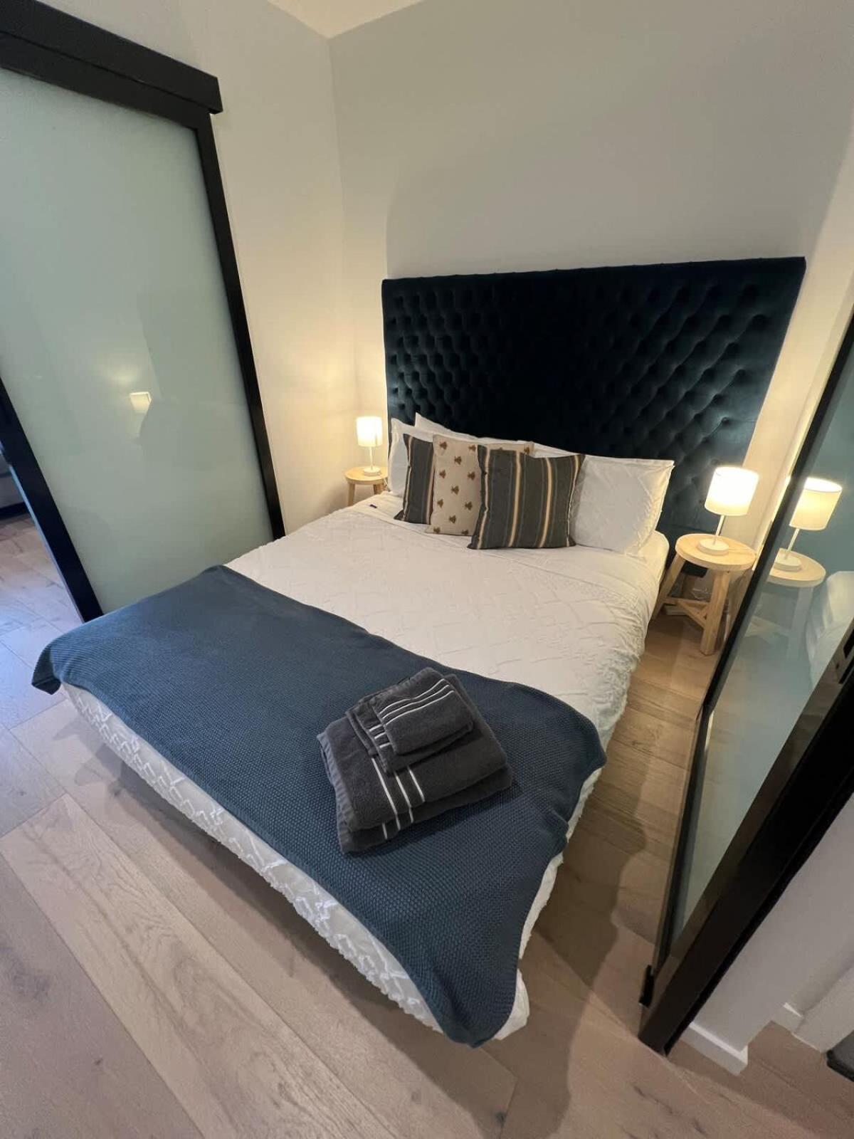 Cbd - Parking - Sleeps 4 Canberra