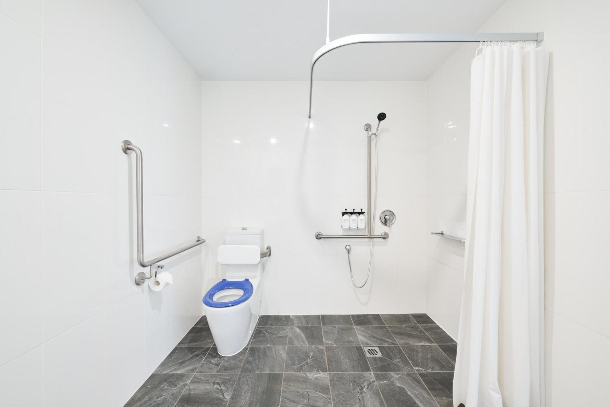 Hotel Abode Narrabundah