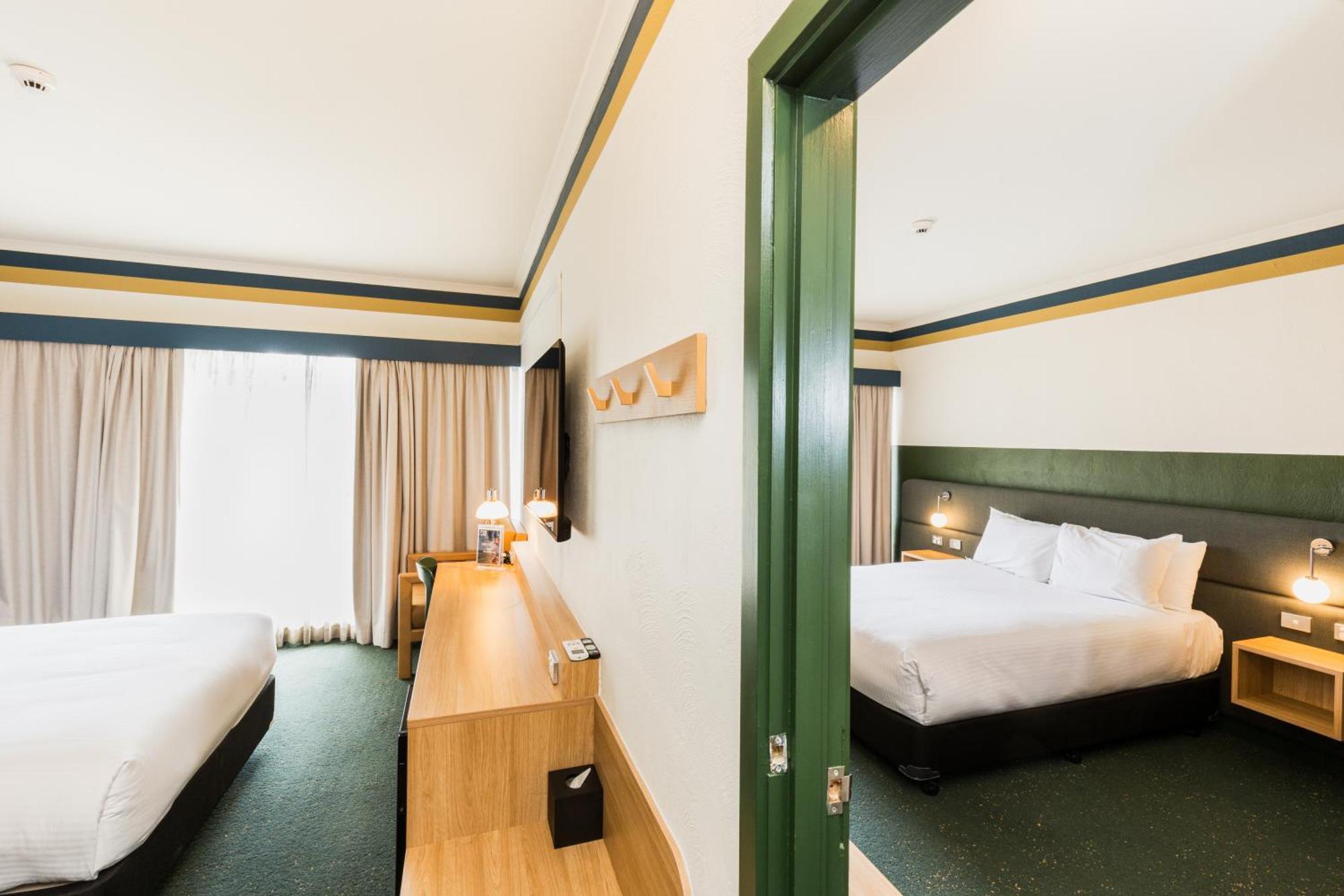 Motel Statesman Canberra