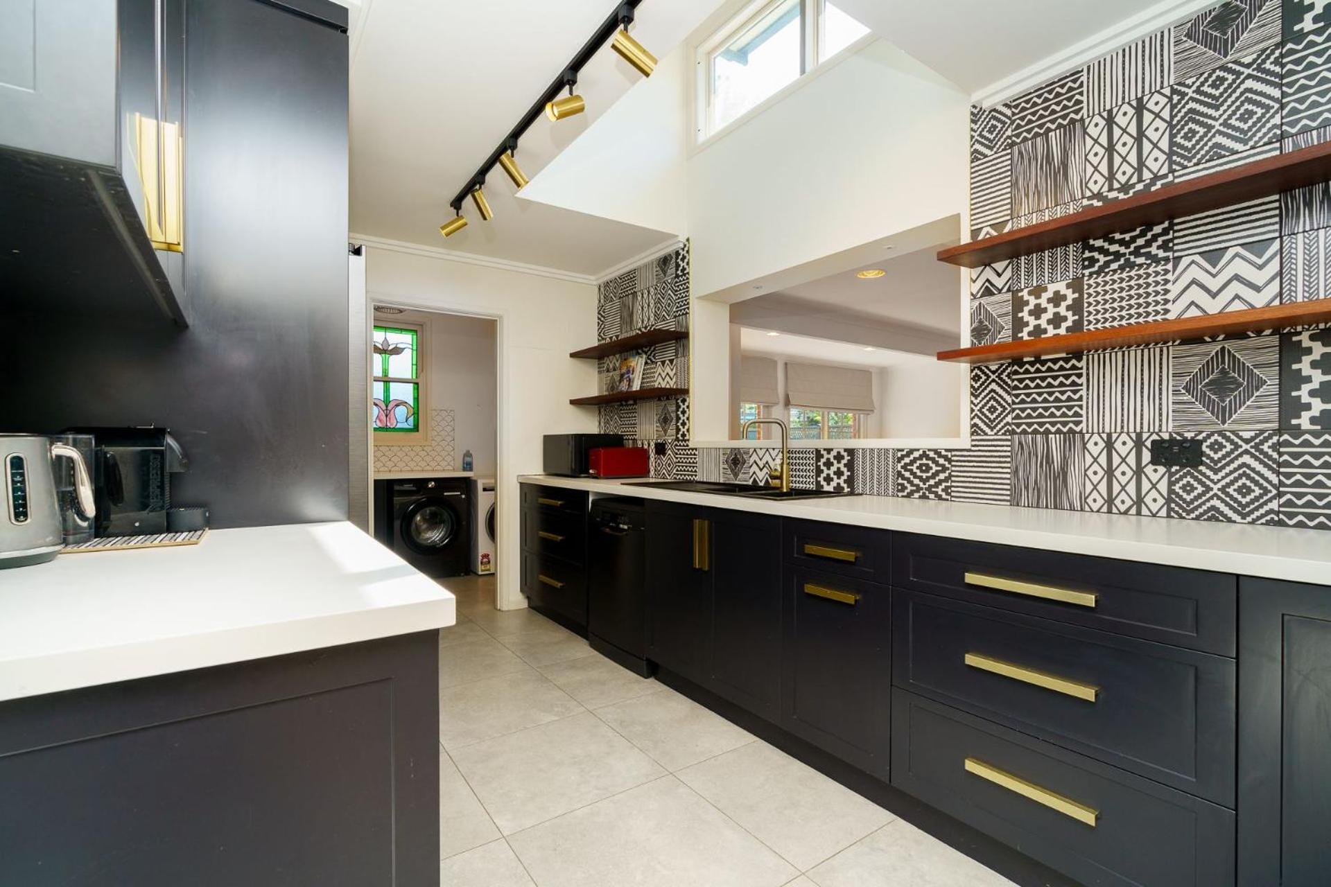 Charming 3br Turner Near Centre *