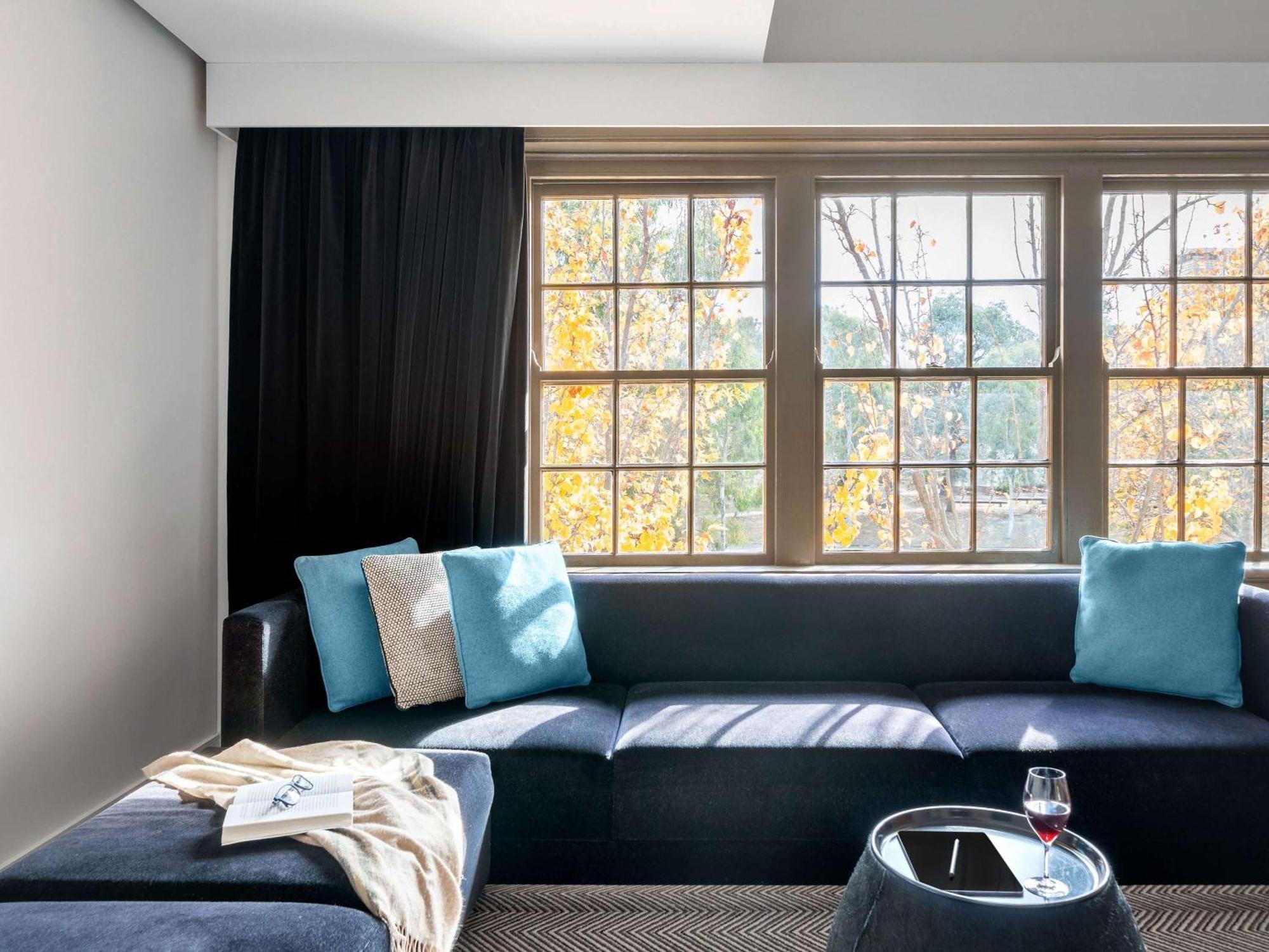 Peppers Gallery Hotel 4*