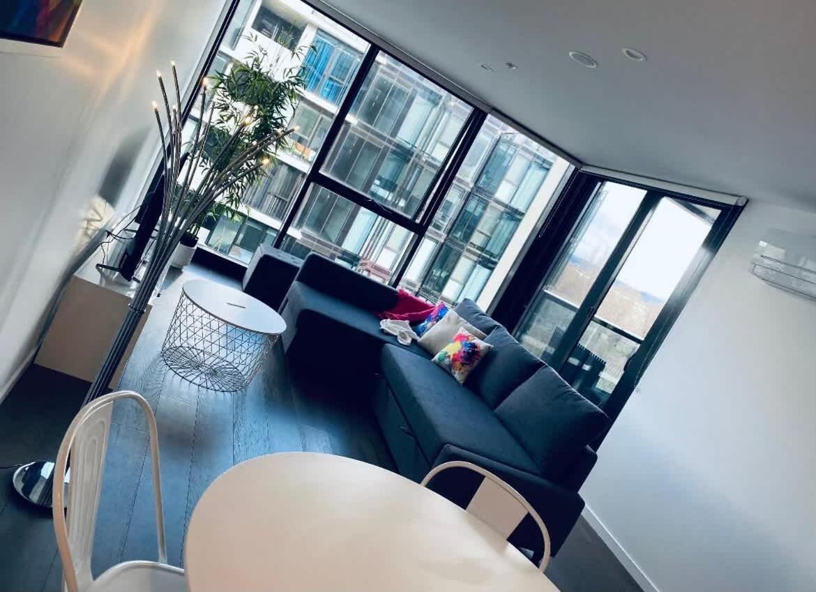 City-self Check In-parking-pool Apartment