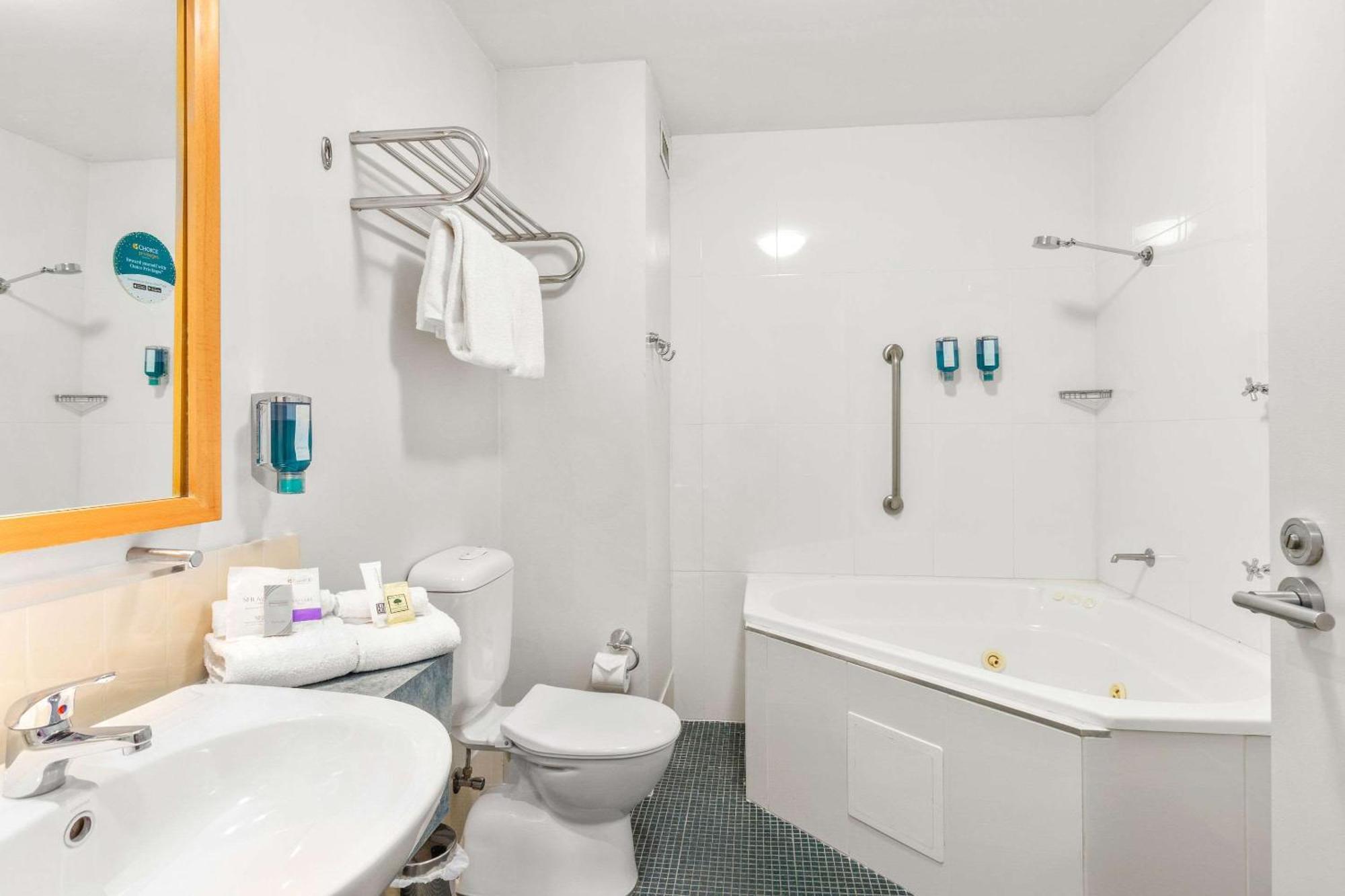 Quality Dickson Hotel Canberra