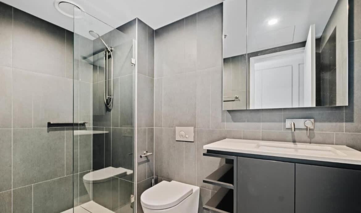 Apartment City-views-stylish-2bed2bath Canberra
