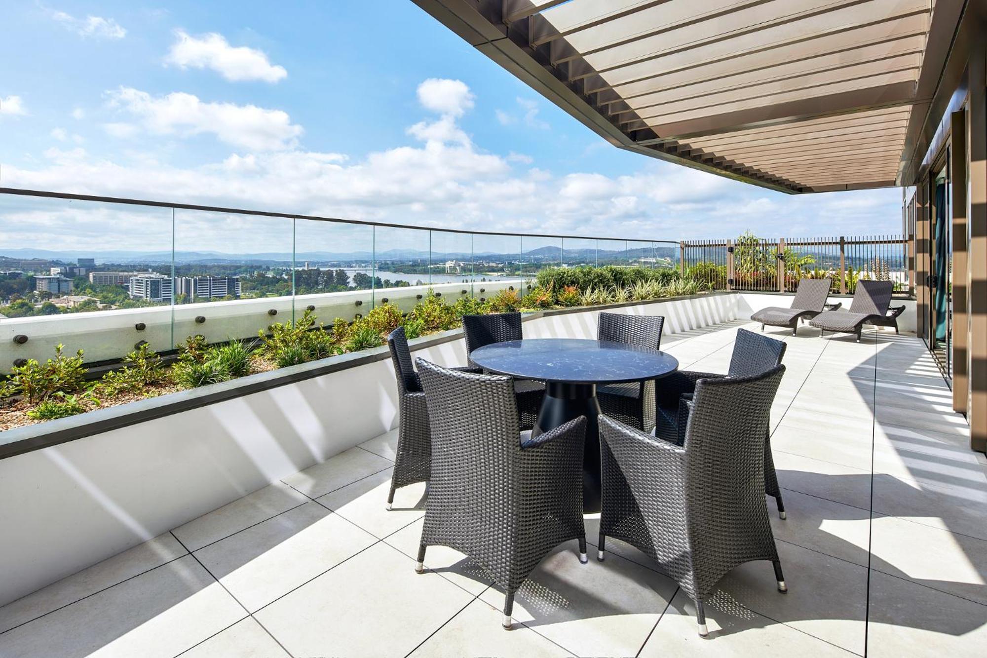 Aparthotel Meriton Suites