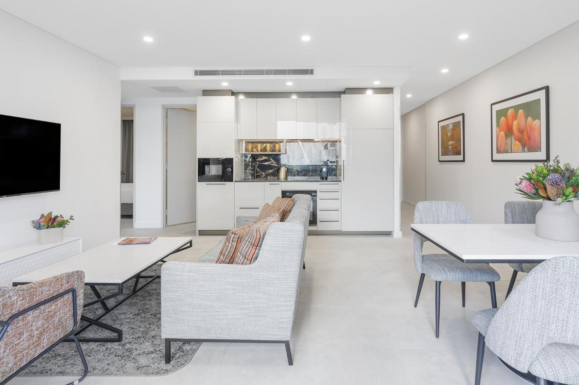 Meriton Suites
