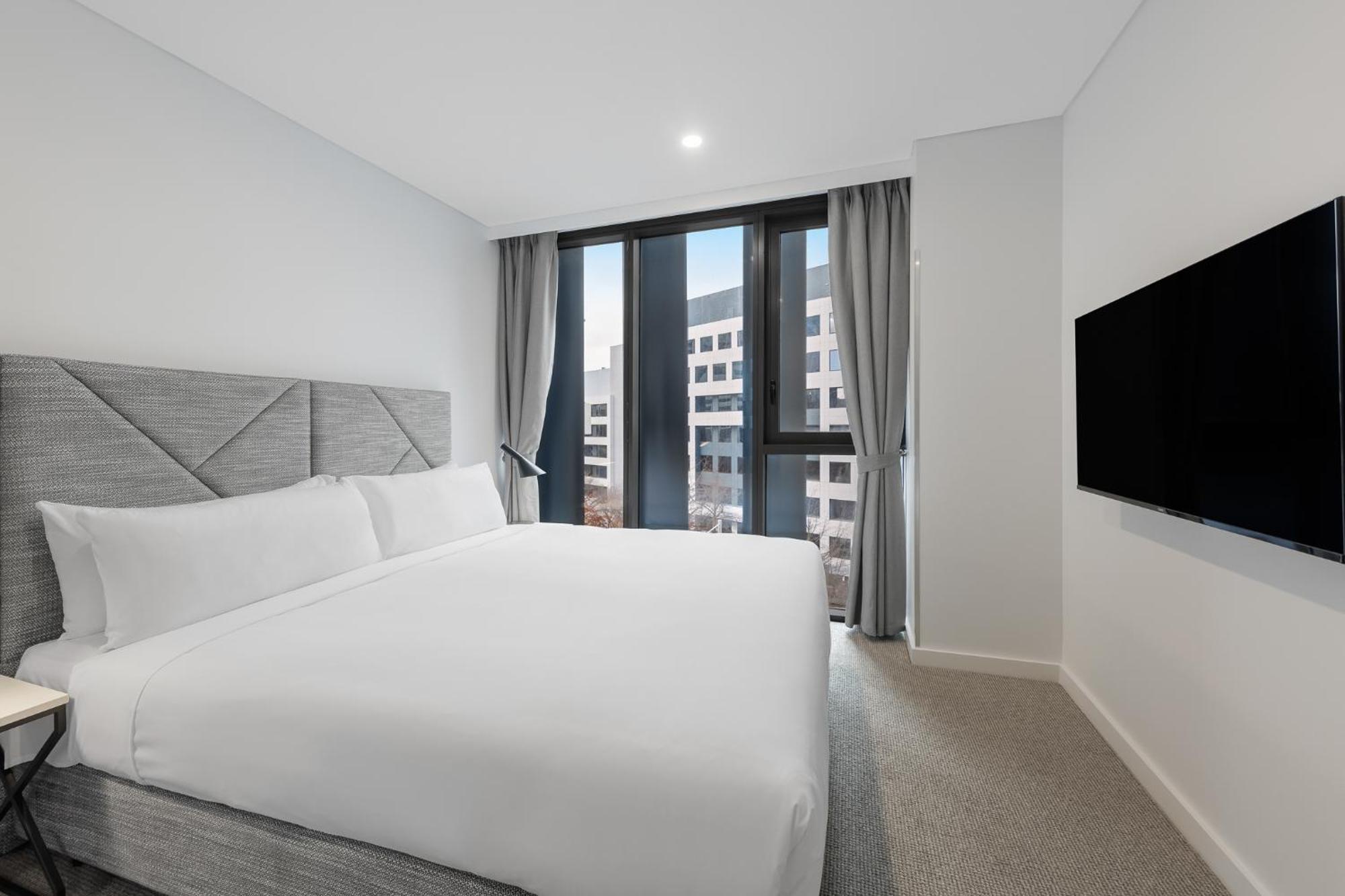 Aparthotel Meriton Suites