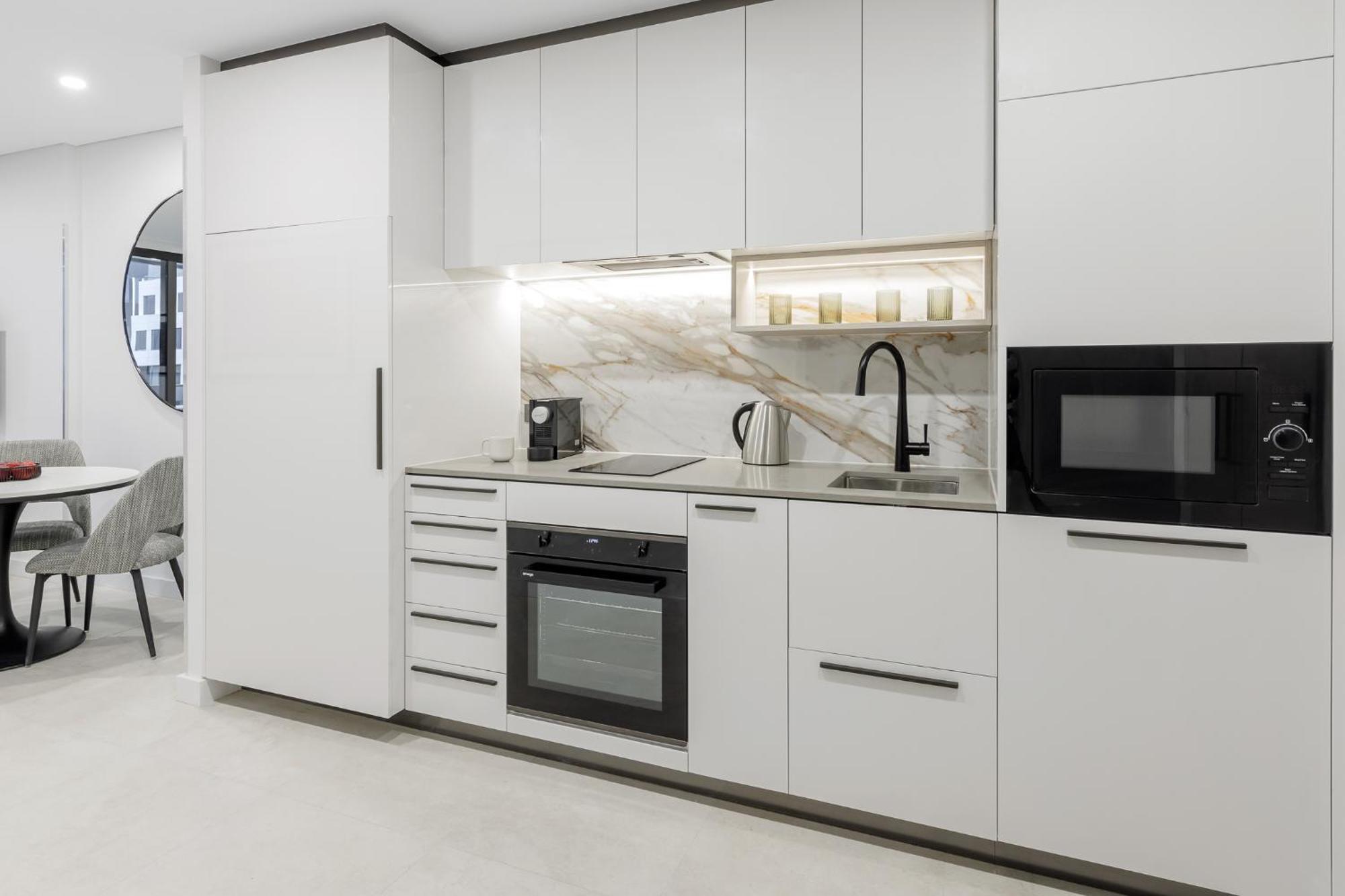 Meriton Suites 5*
