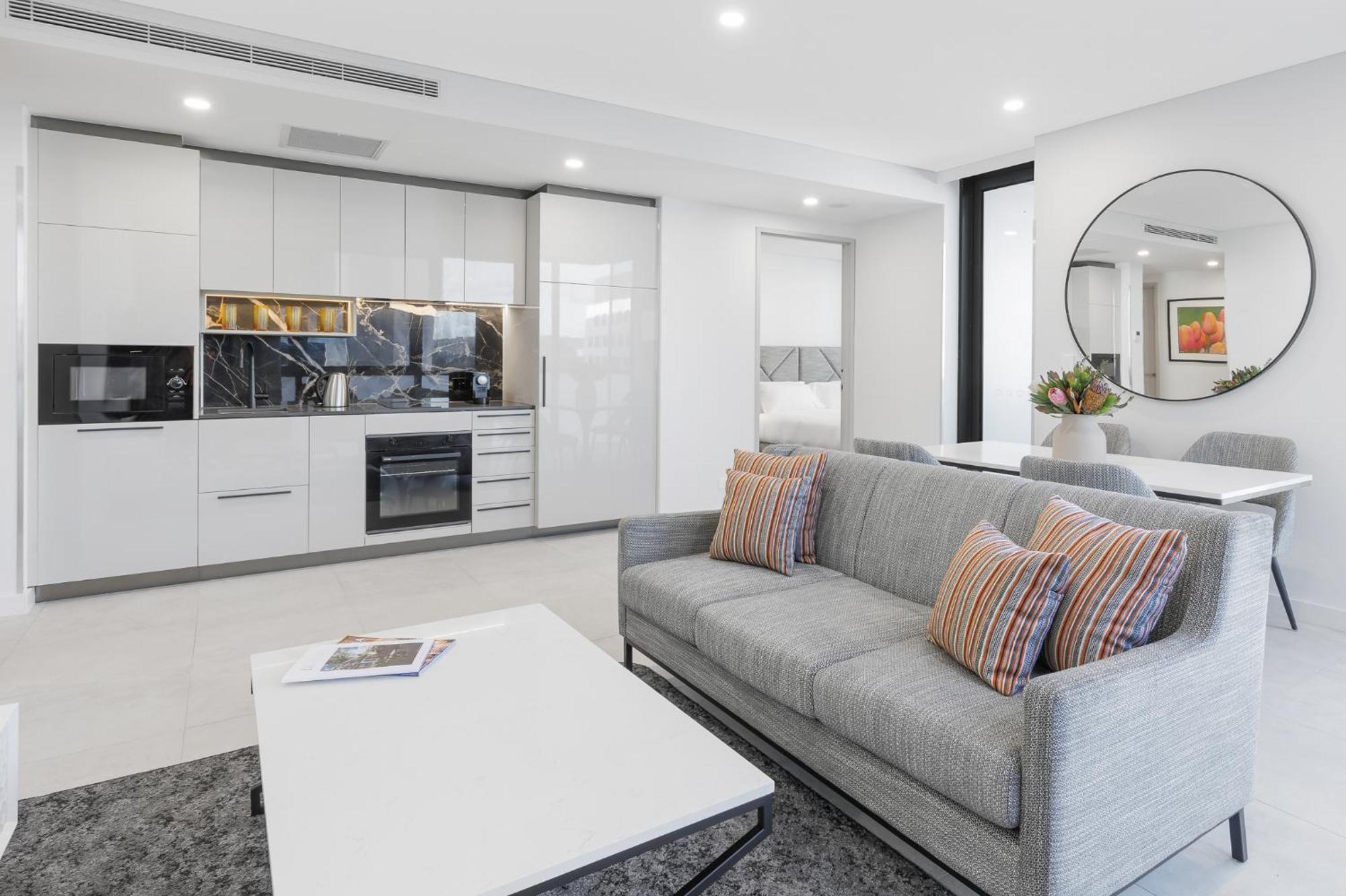 Meriton Suites
