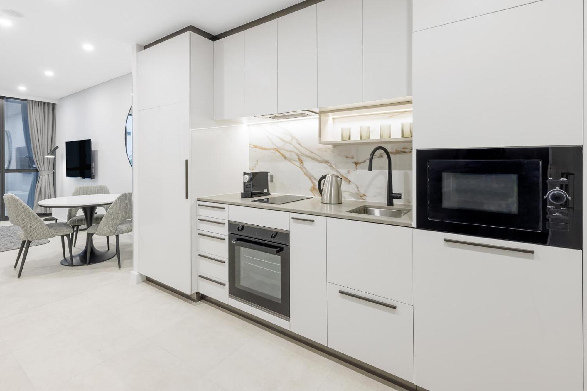 Meriton Suites Aparthotel