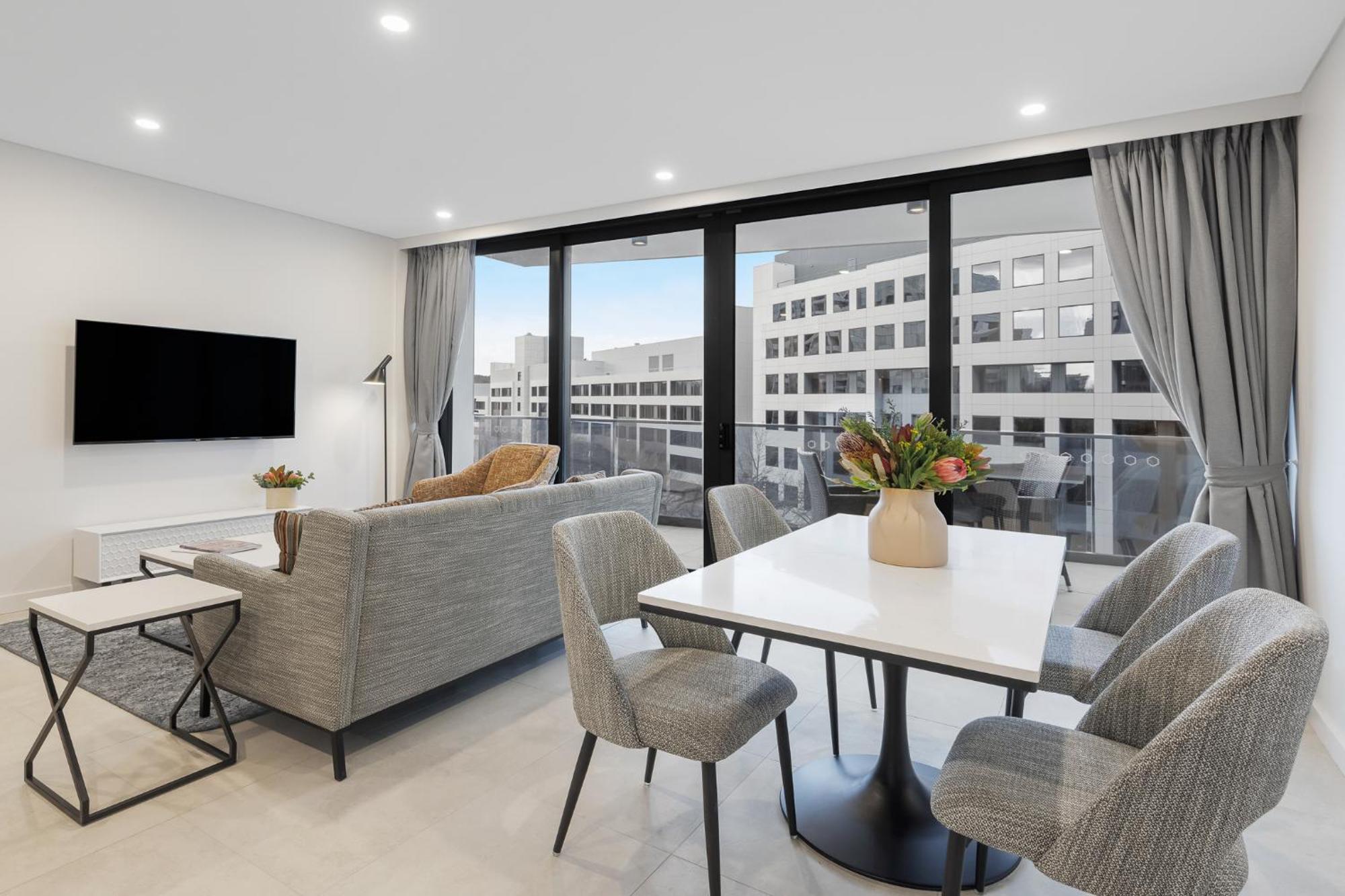 Aparthotel Meriton Suites