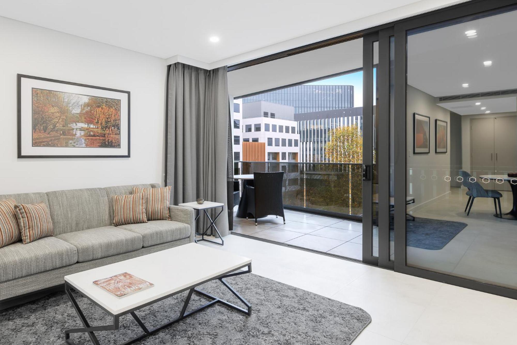 Aparthotel Meriton Suites Canberra