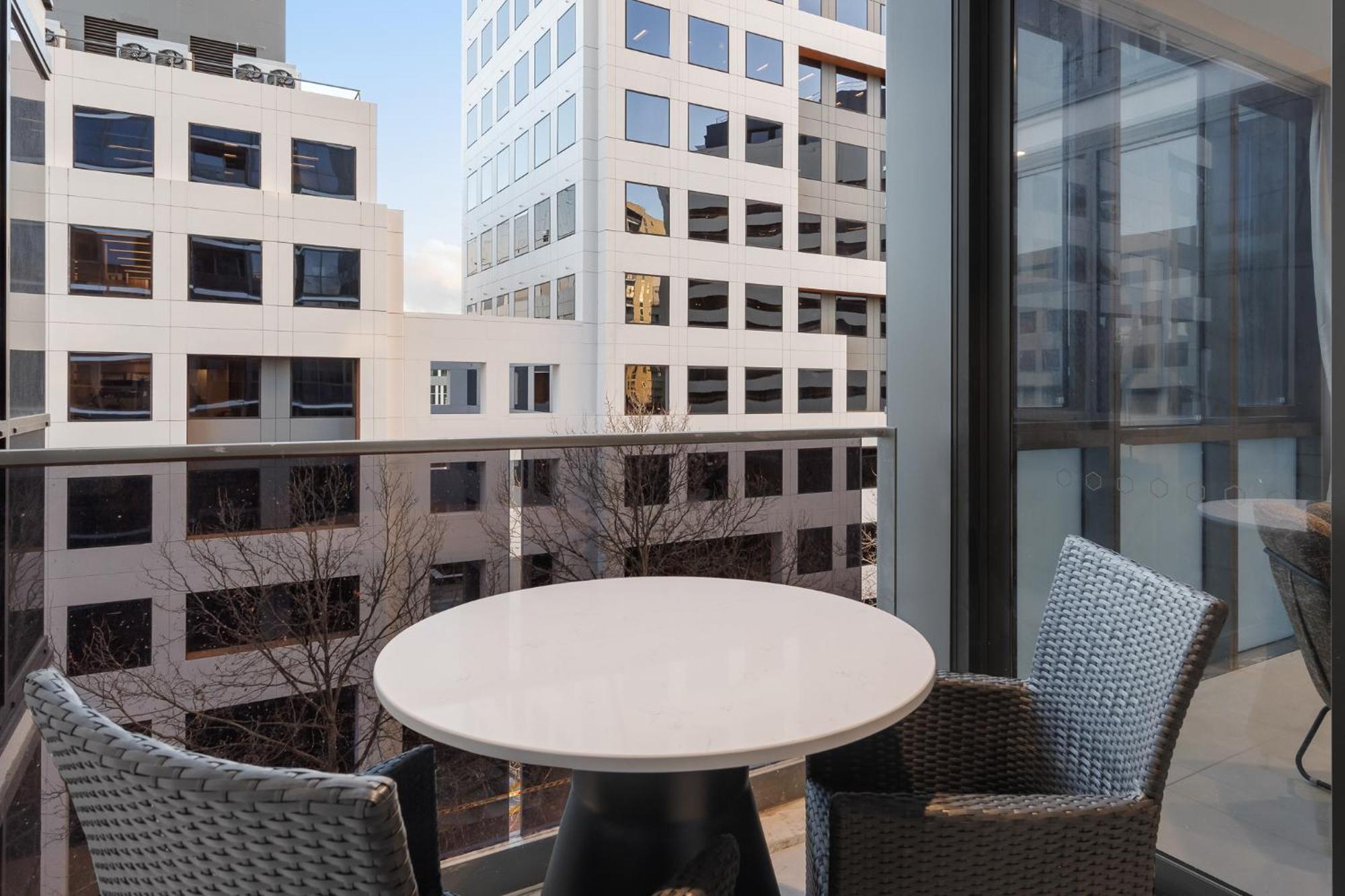 Meriton Suites 5* Canberra