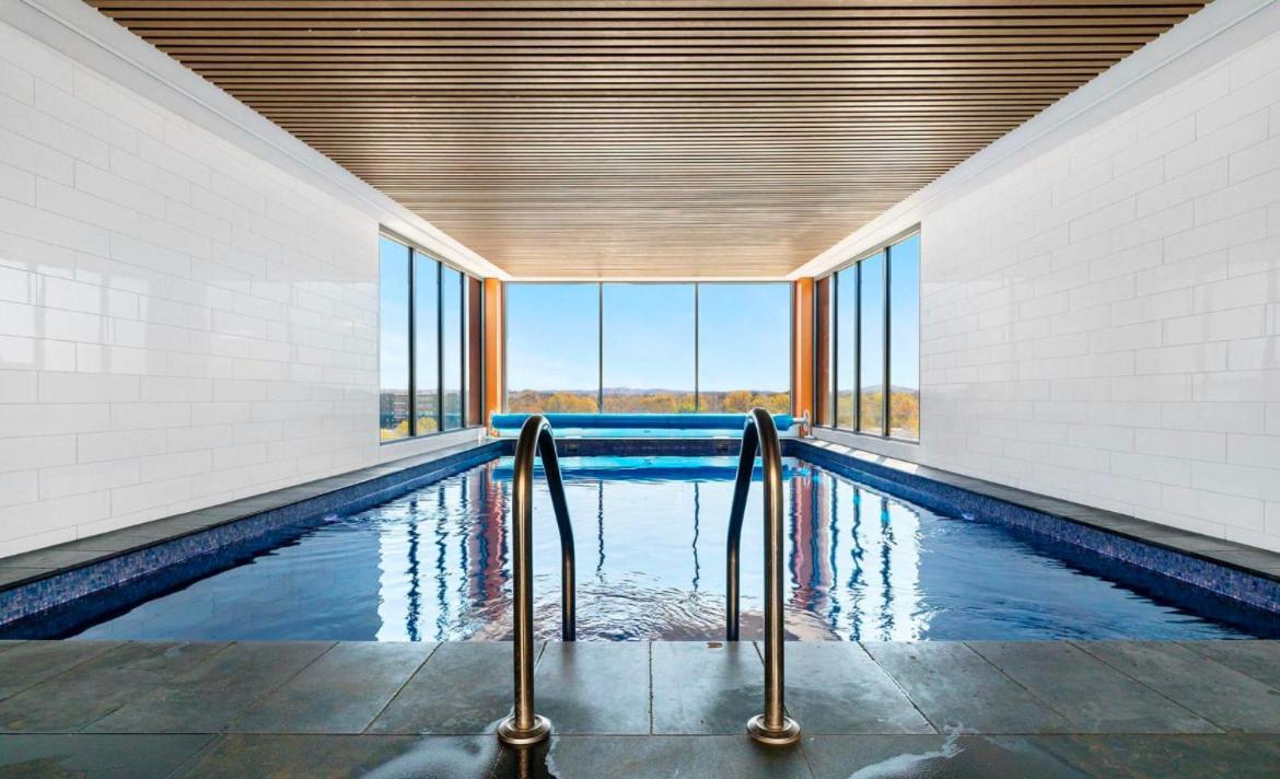 Apartment Sunny Blossom Escapes With Free Parking And Pool *