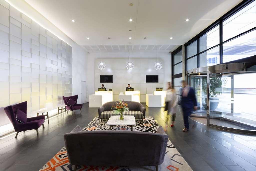 Avenue Hotel 4*