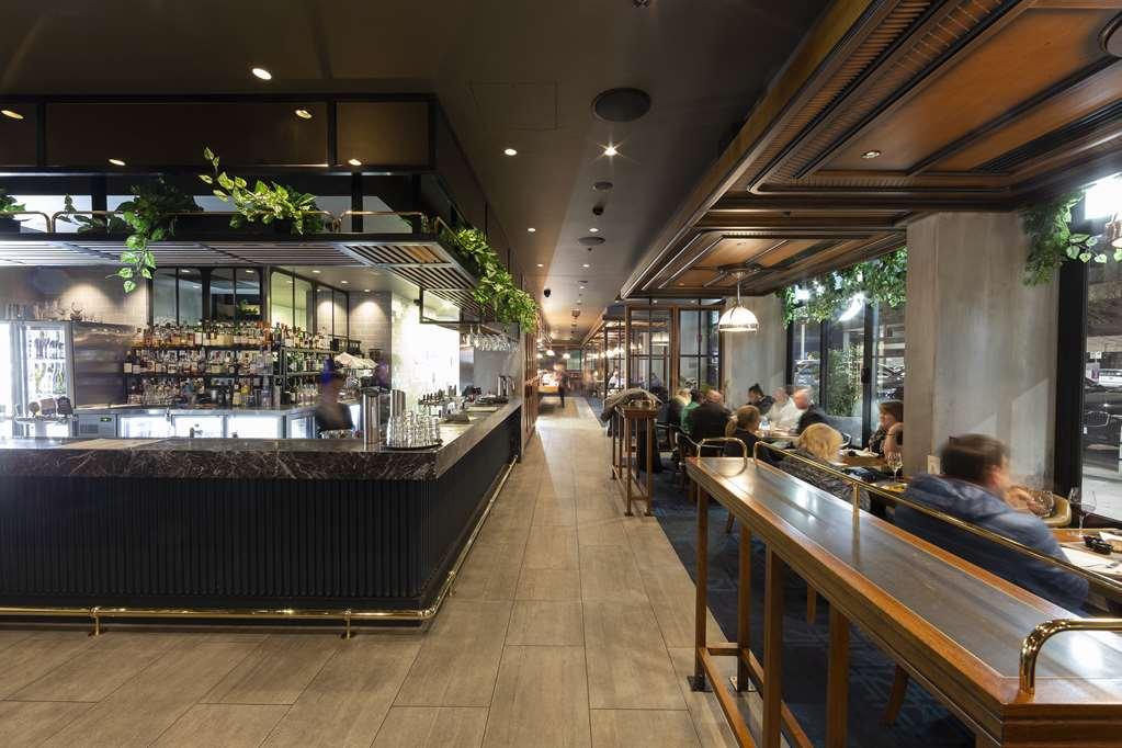 Hotel Avenue Canberra