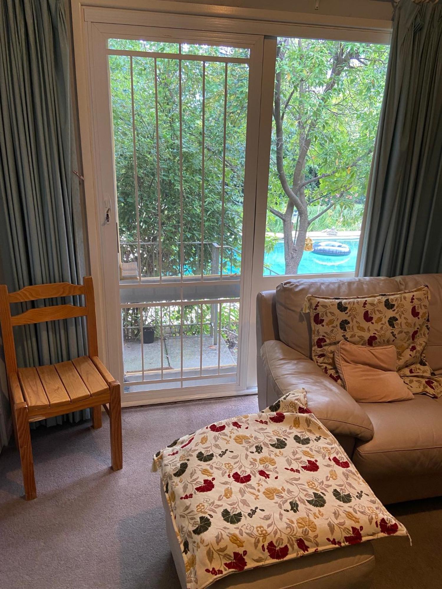 Griffith Gallery Flat *