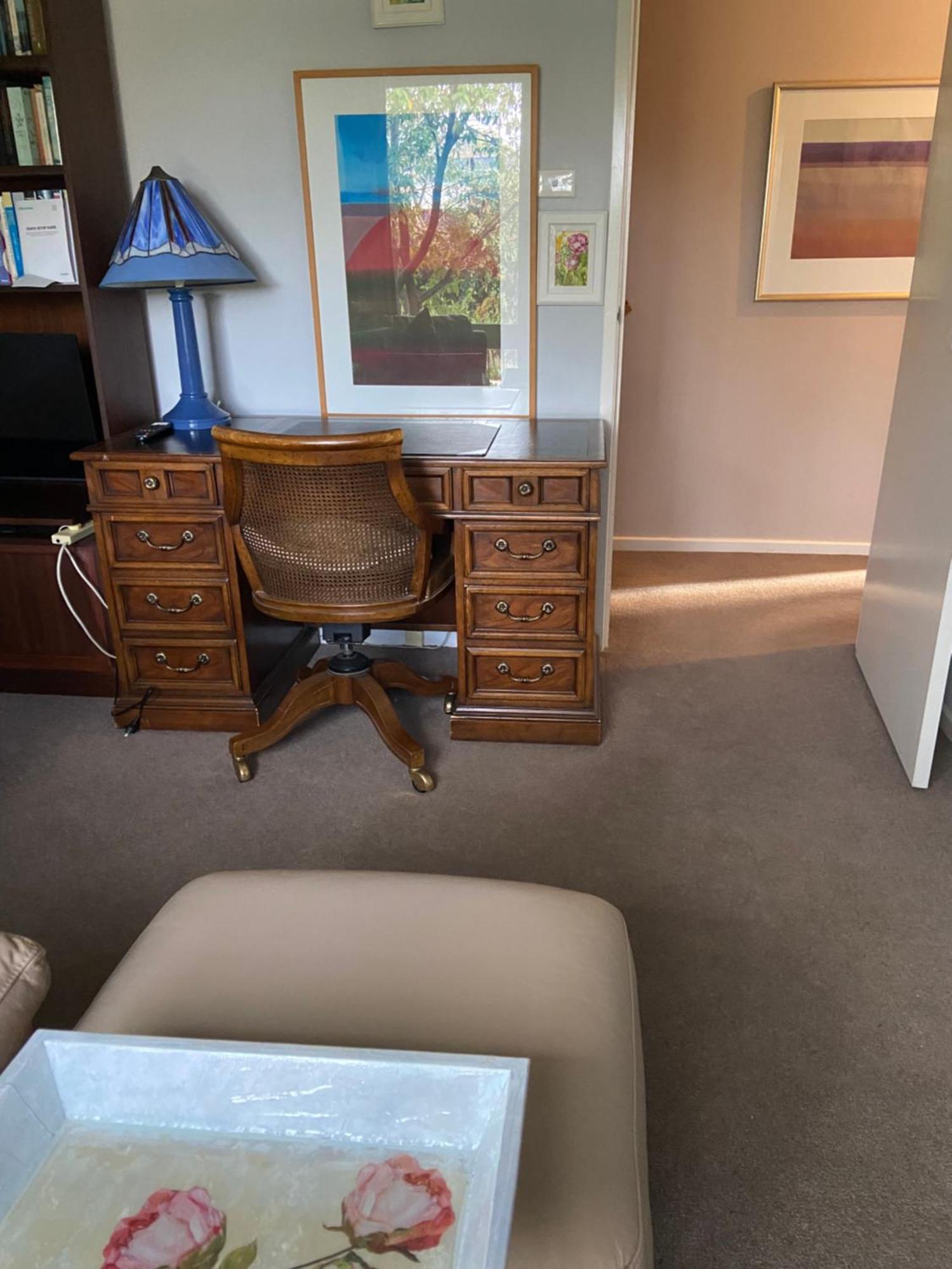 Griffith Gallery Flat *