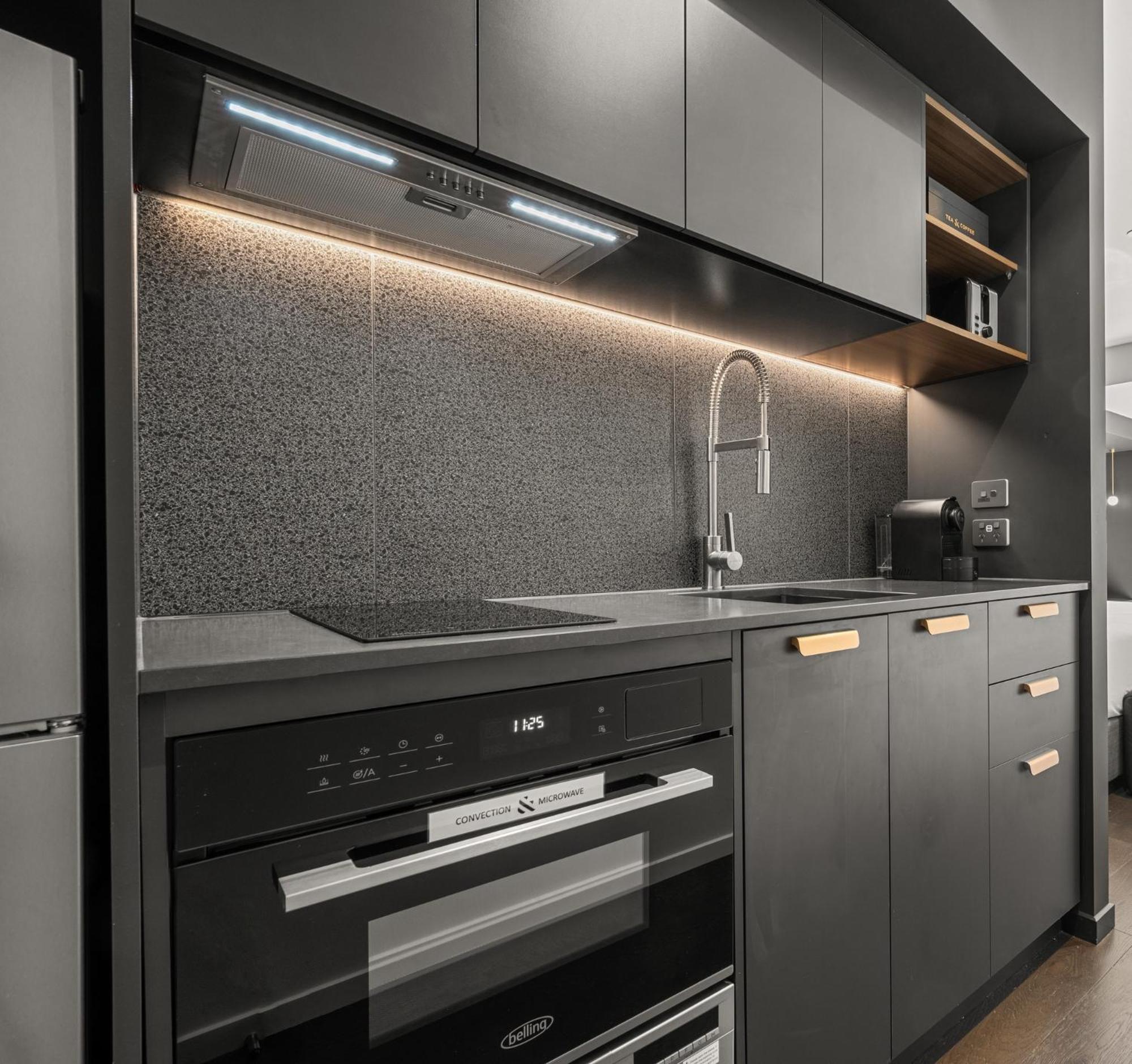 Braddon With Parking & Bbq Canberra