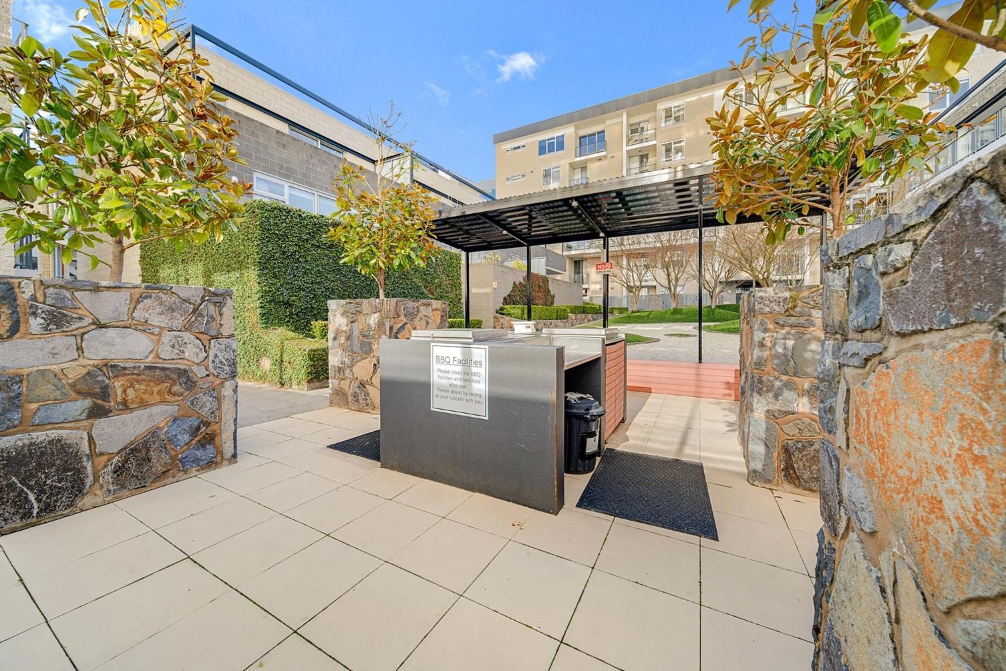 Stylish 1-bed Flat With Pool Bbq & Sauna Access *