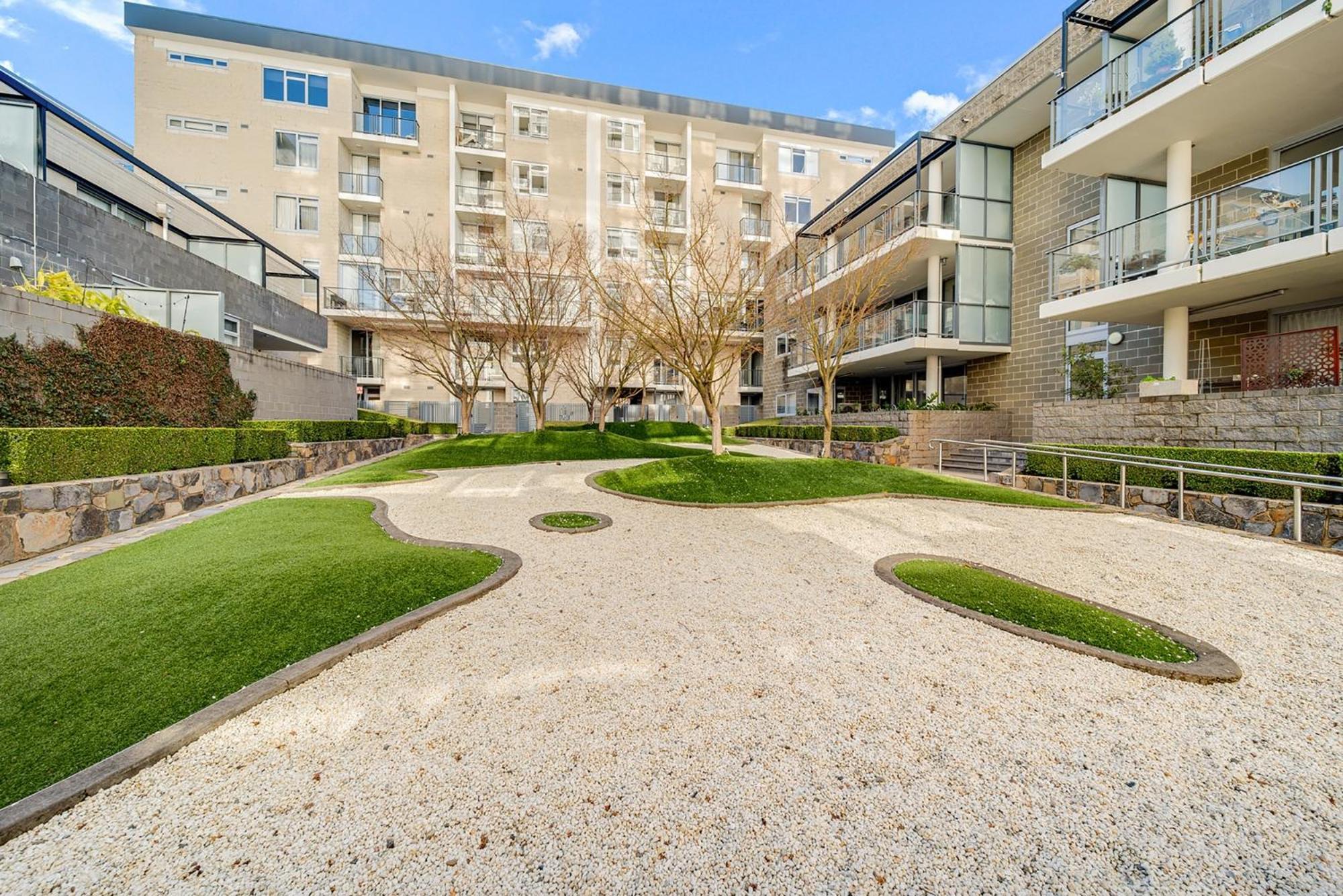 Stylish 1-bed Flat With Pool Bbq & Sauna Access