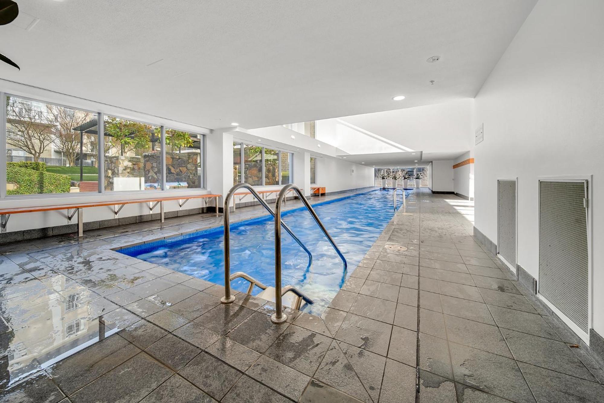 Stylish 1-bed Flat With Pool Bbq & Sauna Access Apartment *