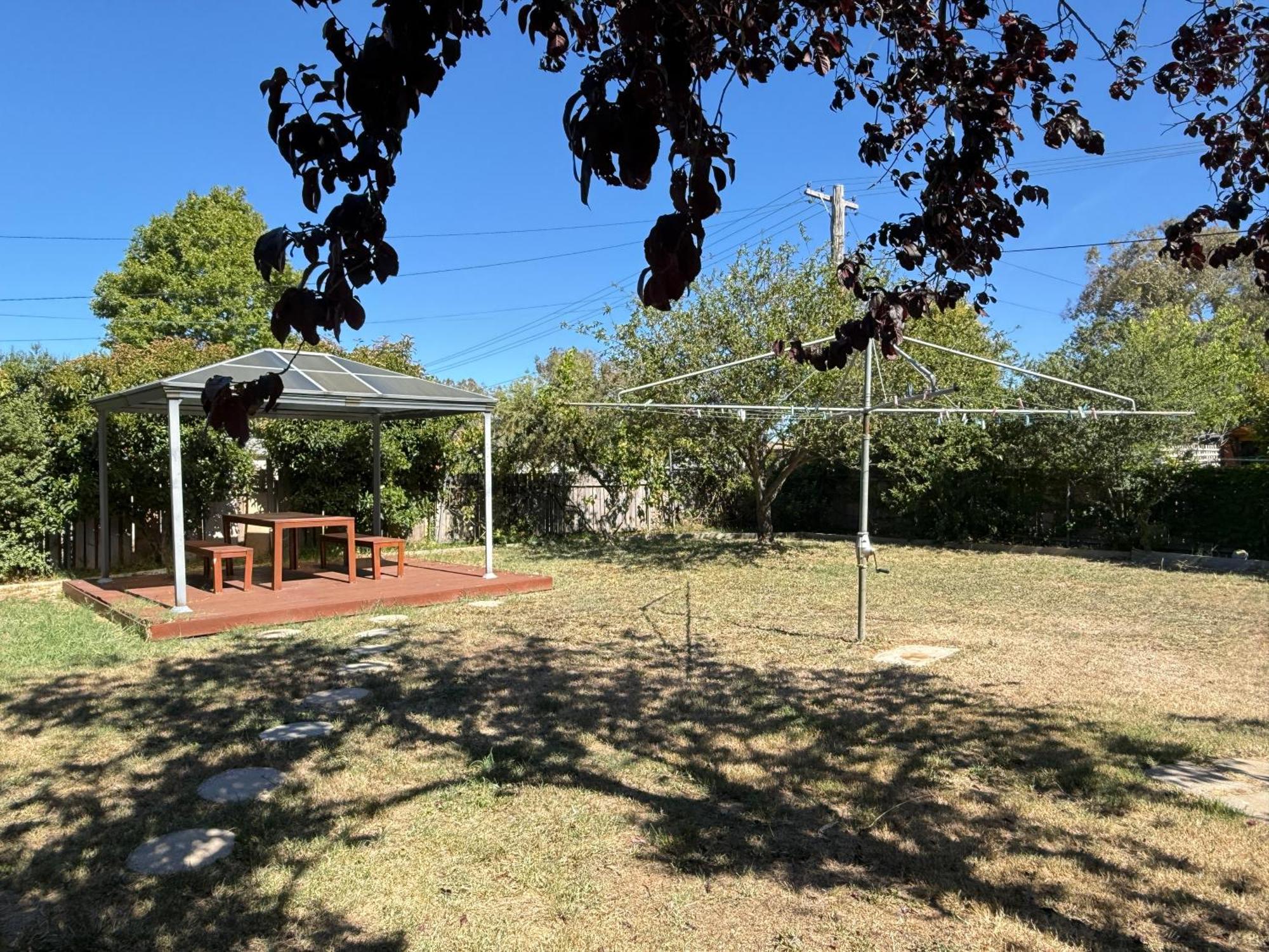 Page 3br House Villa Canberra