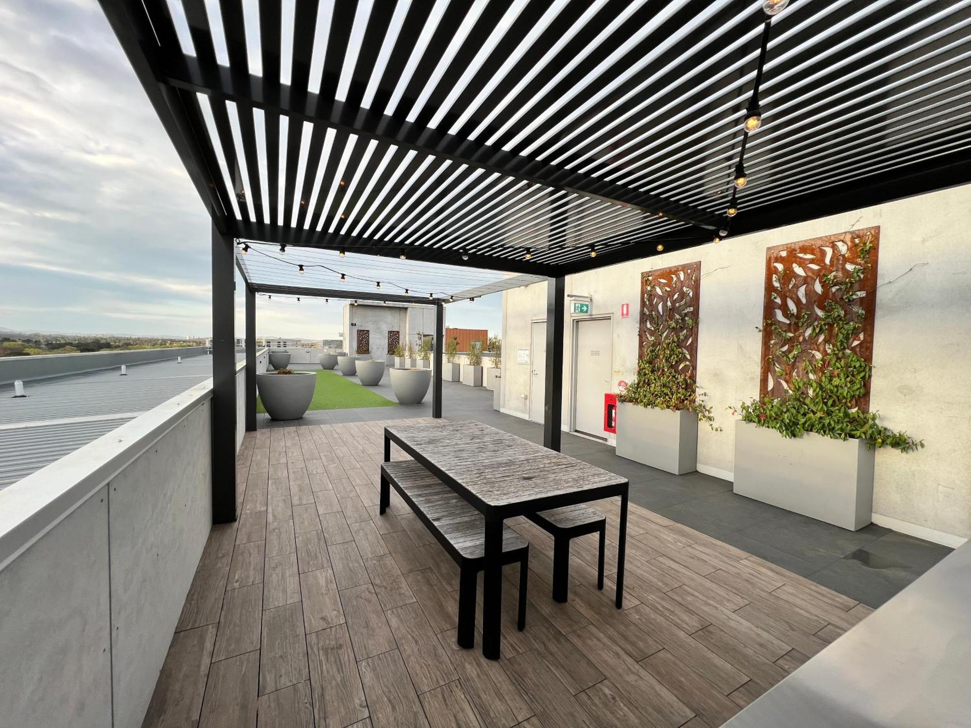Embark Luxe 2br 2bath In Lynham 1 Secure Carpark Wifi