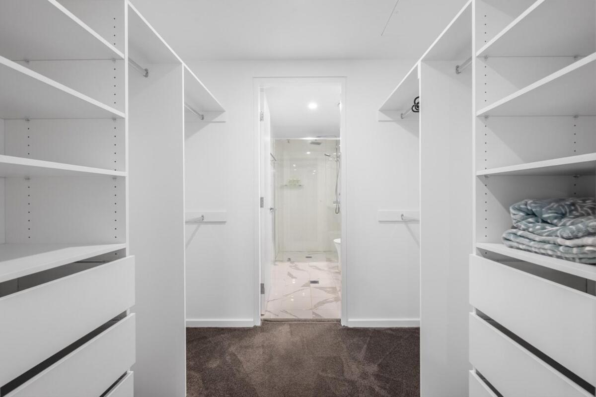 Apartment Modern 2b&2b Retreat Await Canberra