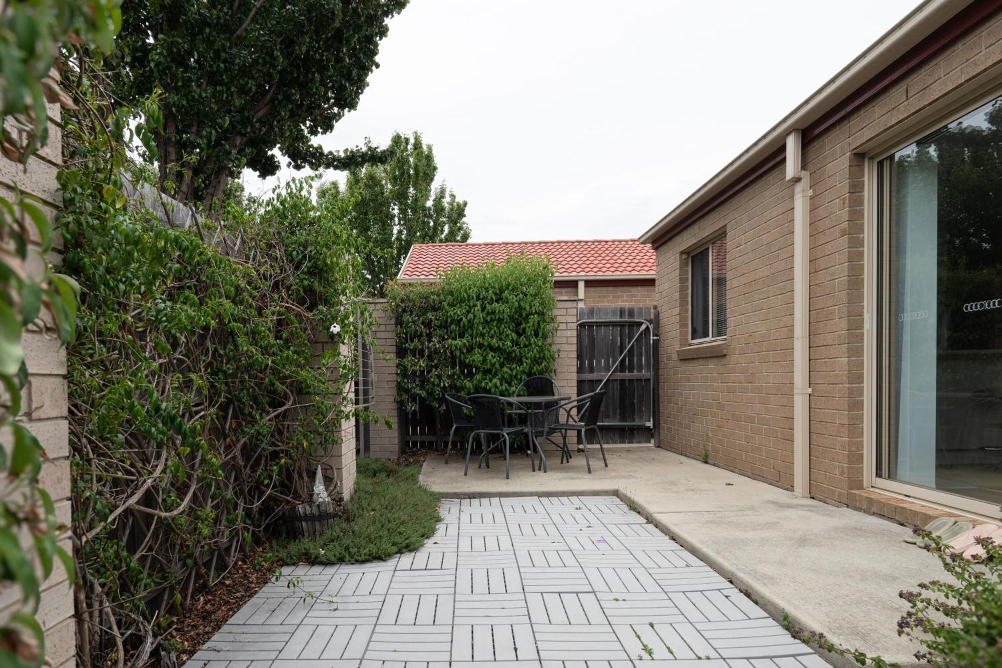 Entire 2br Sunny House @franklin,