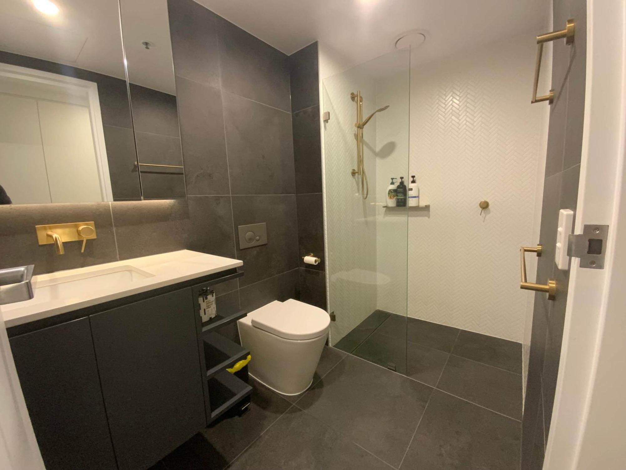 Cbd - Parking - Sleeps 4 Apartment *