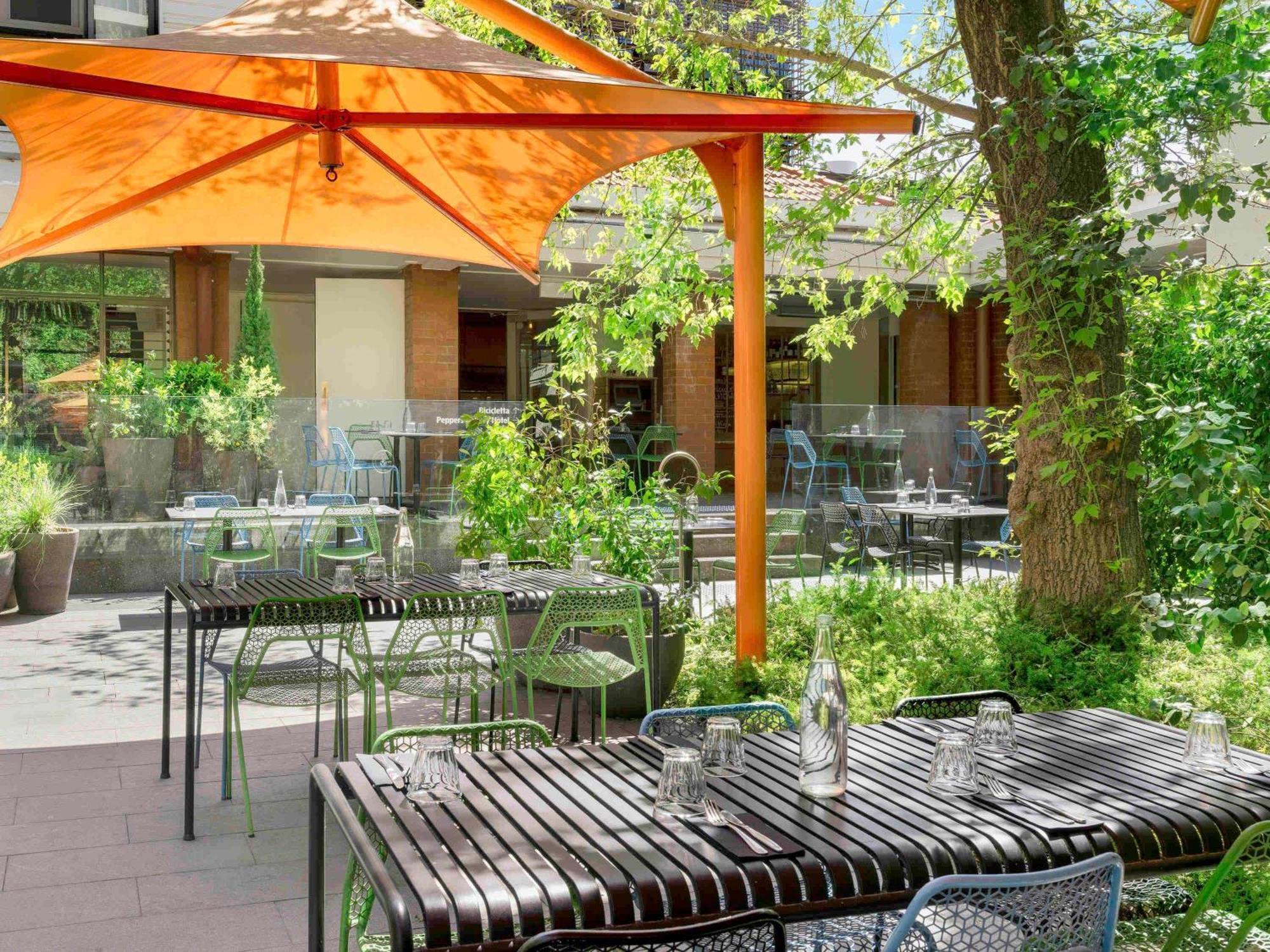 Peppers Gallery Hotel 4*