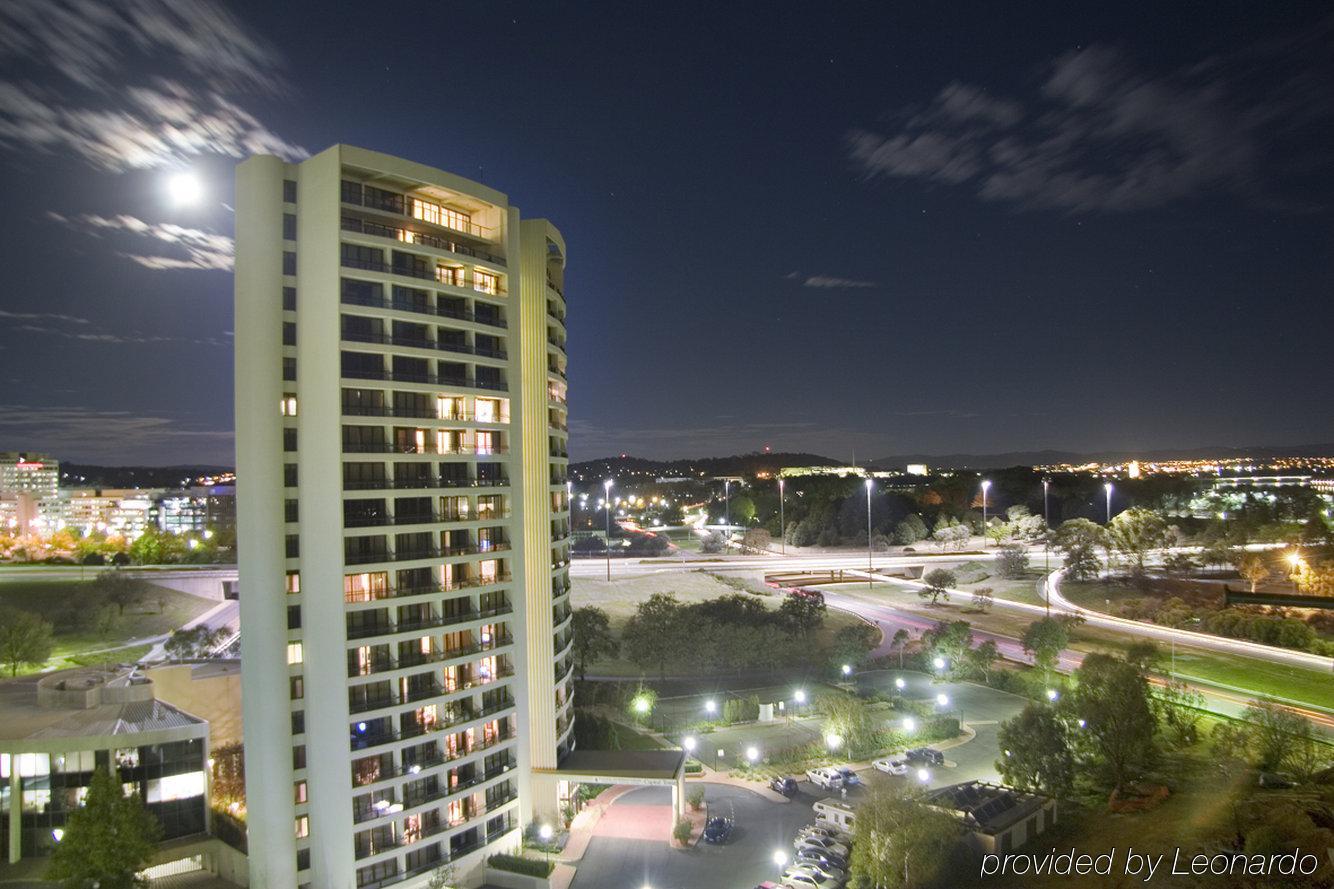 Breakfree Capital Tower Aparthotel 4*