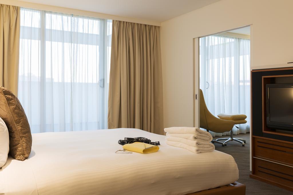 Novotel Hotel 4*